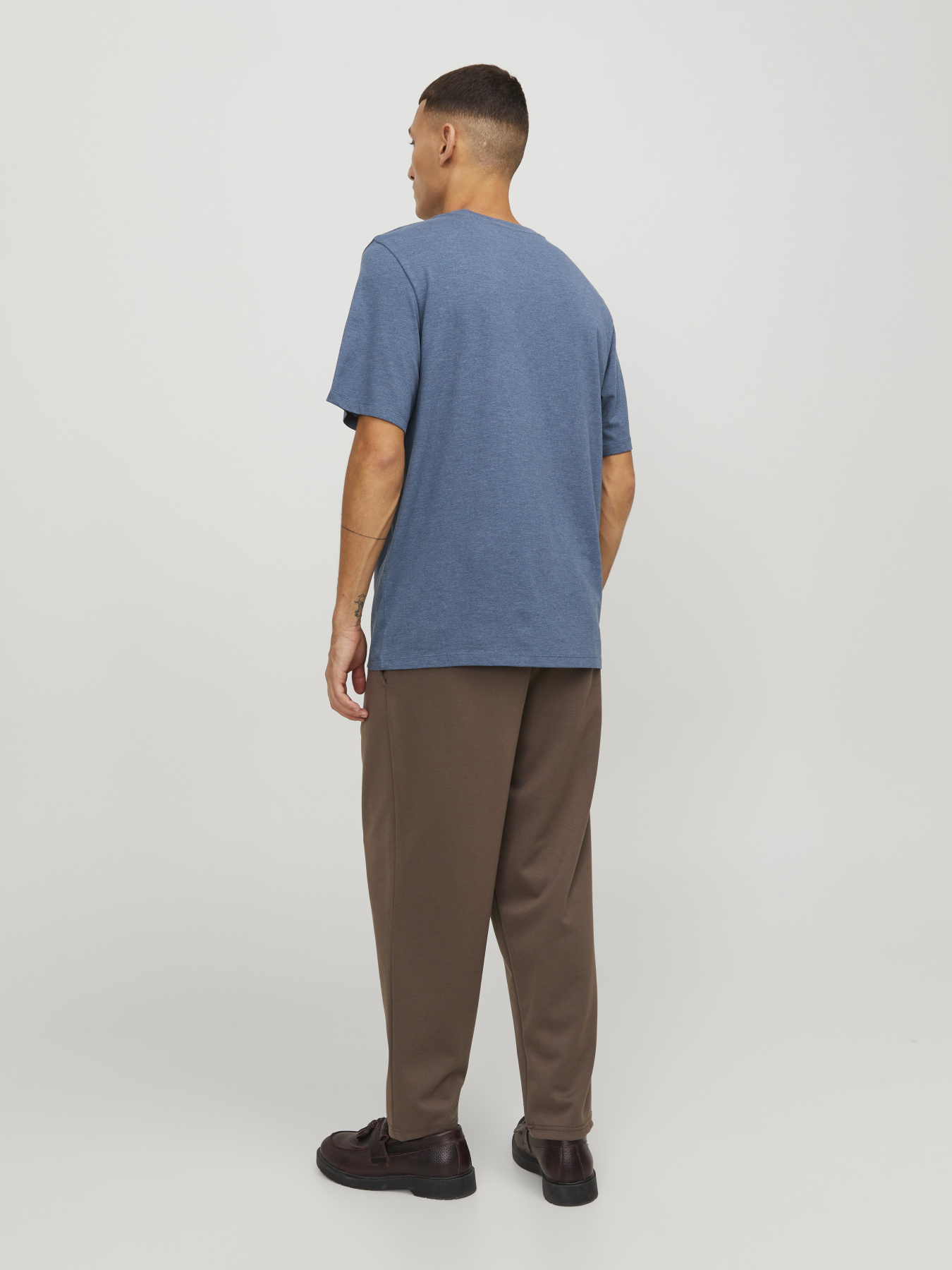 JACK & JONES 12245087_Denim Blue модель 12245087_Denim Blue Фото