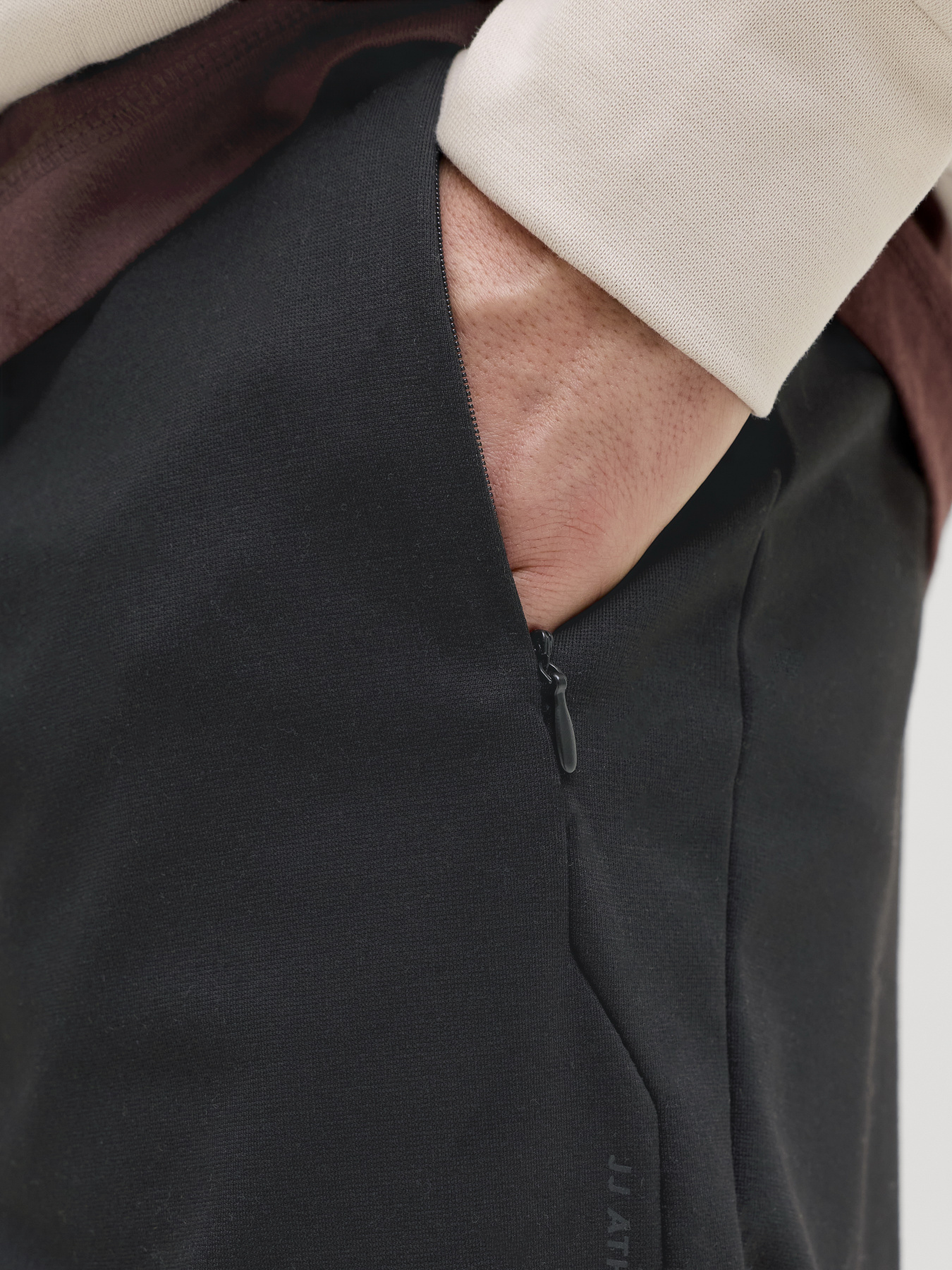 Джоггеры JACK & JONES модель 12288623_Black Фото