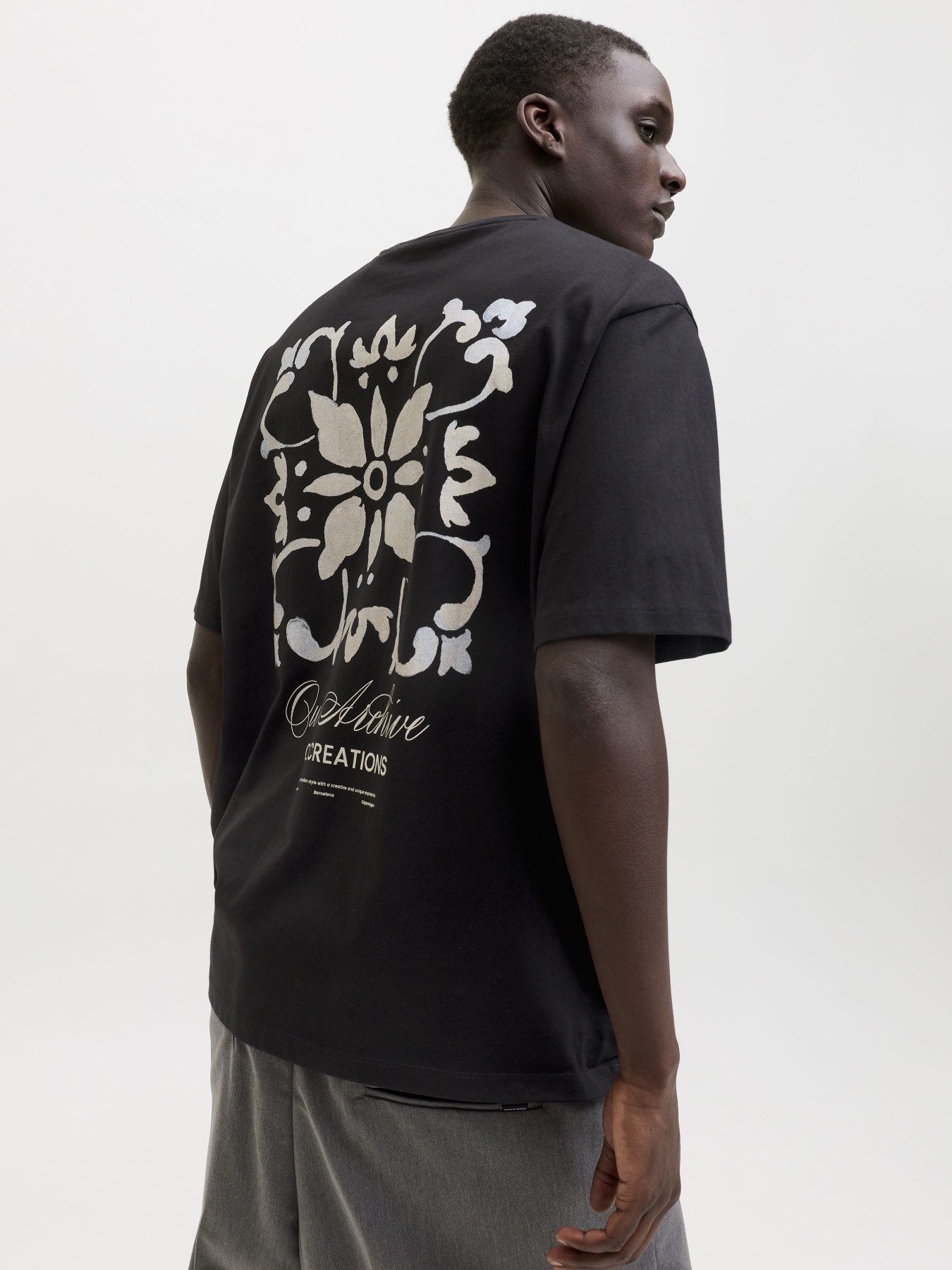 Футболки и поло JACK & JONES ART PRINT TEE модель 12288095_Black Фото