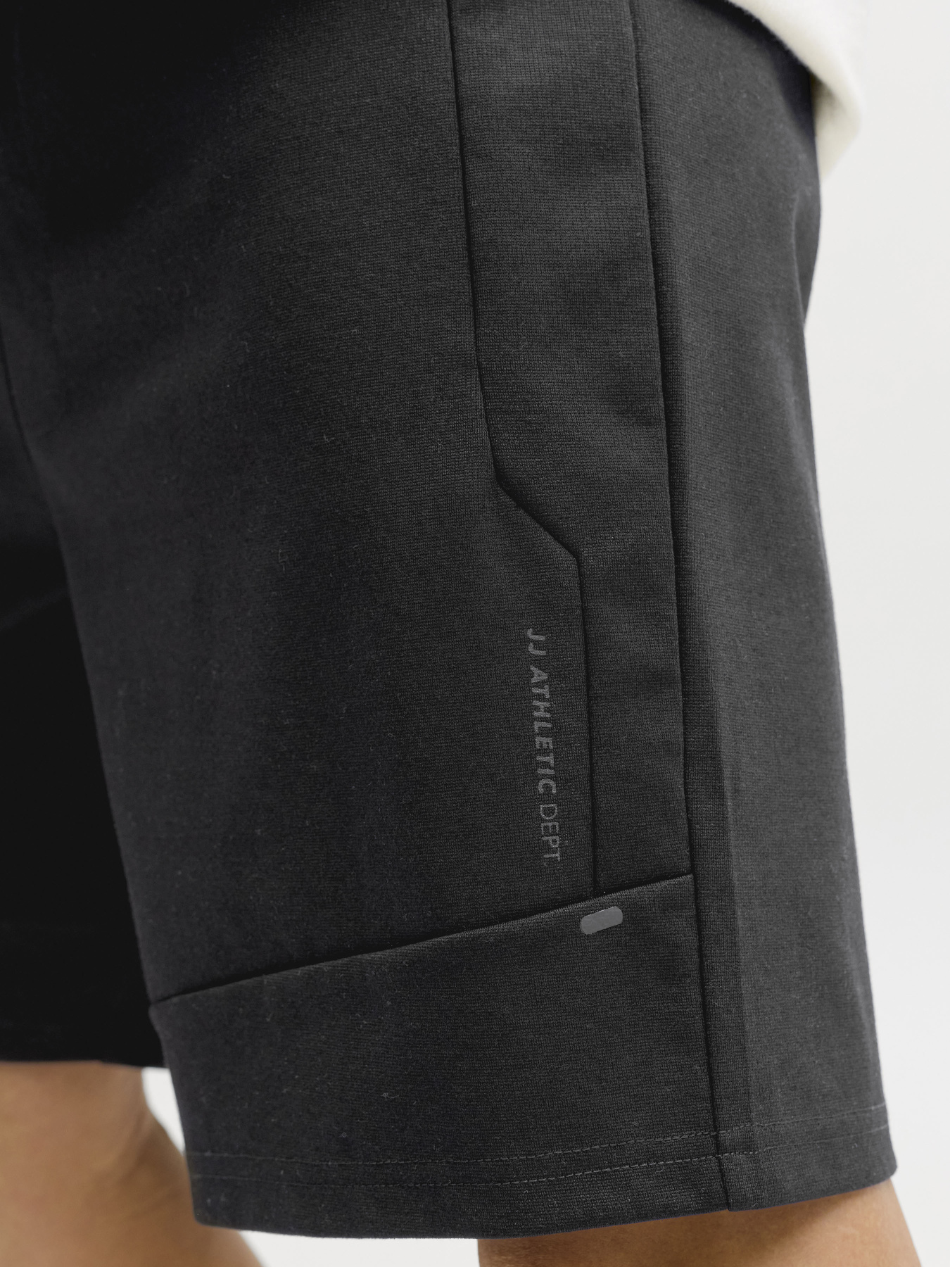 Шорты JACK & JONES GORDON BASE SWEAT SHORTS модель 12288632_Black Фото