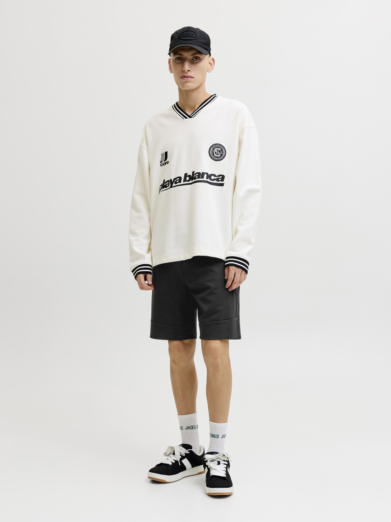 Шорты JACK & JONES GORDON BASE SWEAT SHORTS модель 12288632_Black Фото