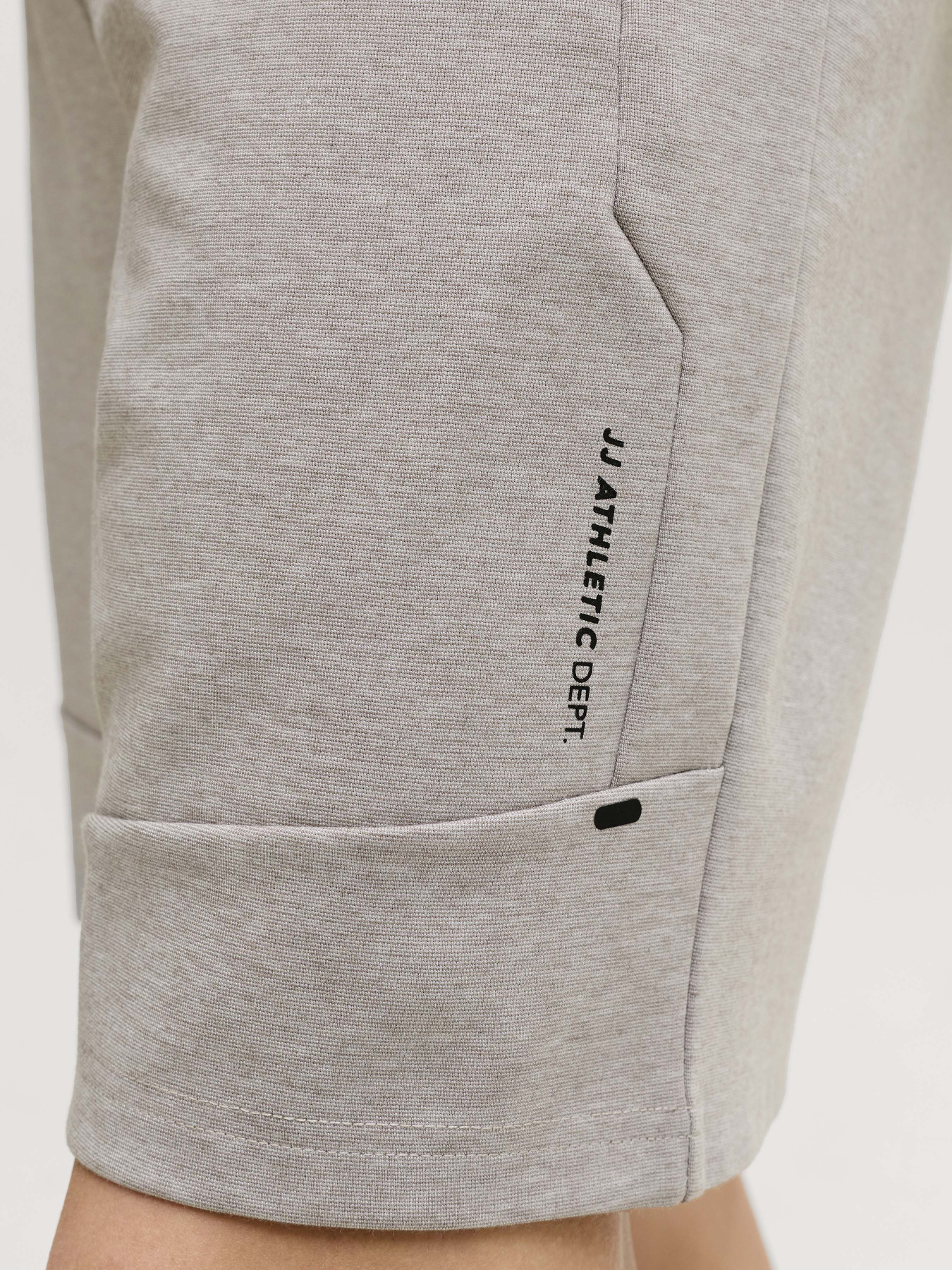 Шорты JACK & JONES GORDON BASE SWEAT SHORTS модель 12288632_Light Grey Melange Фото