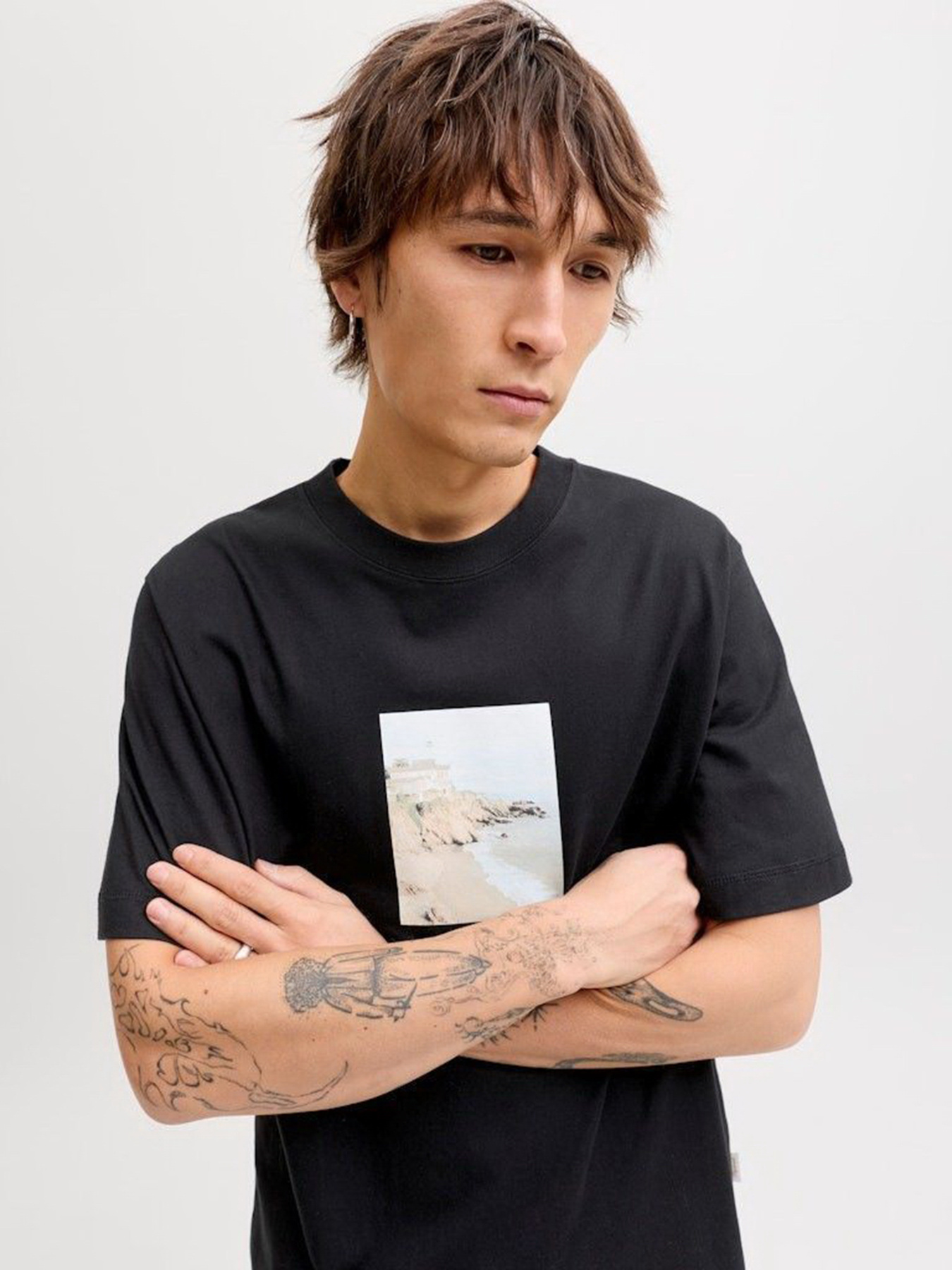 Футболки и поло JACK & JONES NORREBRO PHOTO TEE модель 12291022_Black Main2 26 Фото