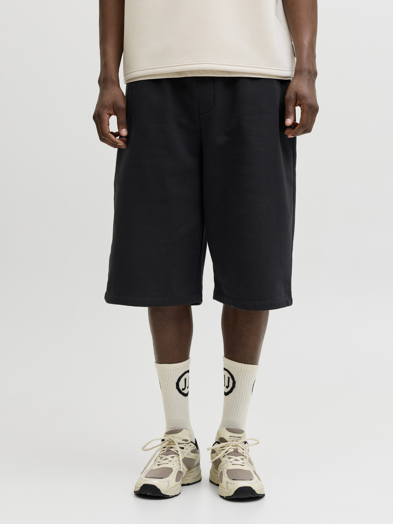 Шорты JACK & JONES OWEN FALLS SWEAT SHORTS модель 12292973_Black Фото