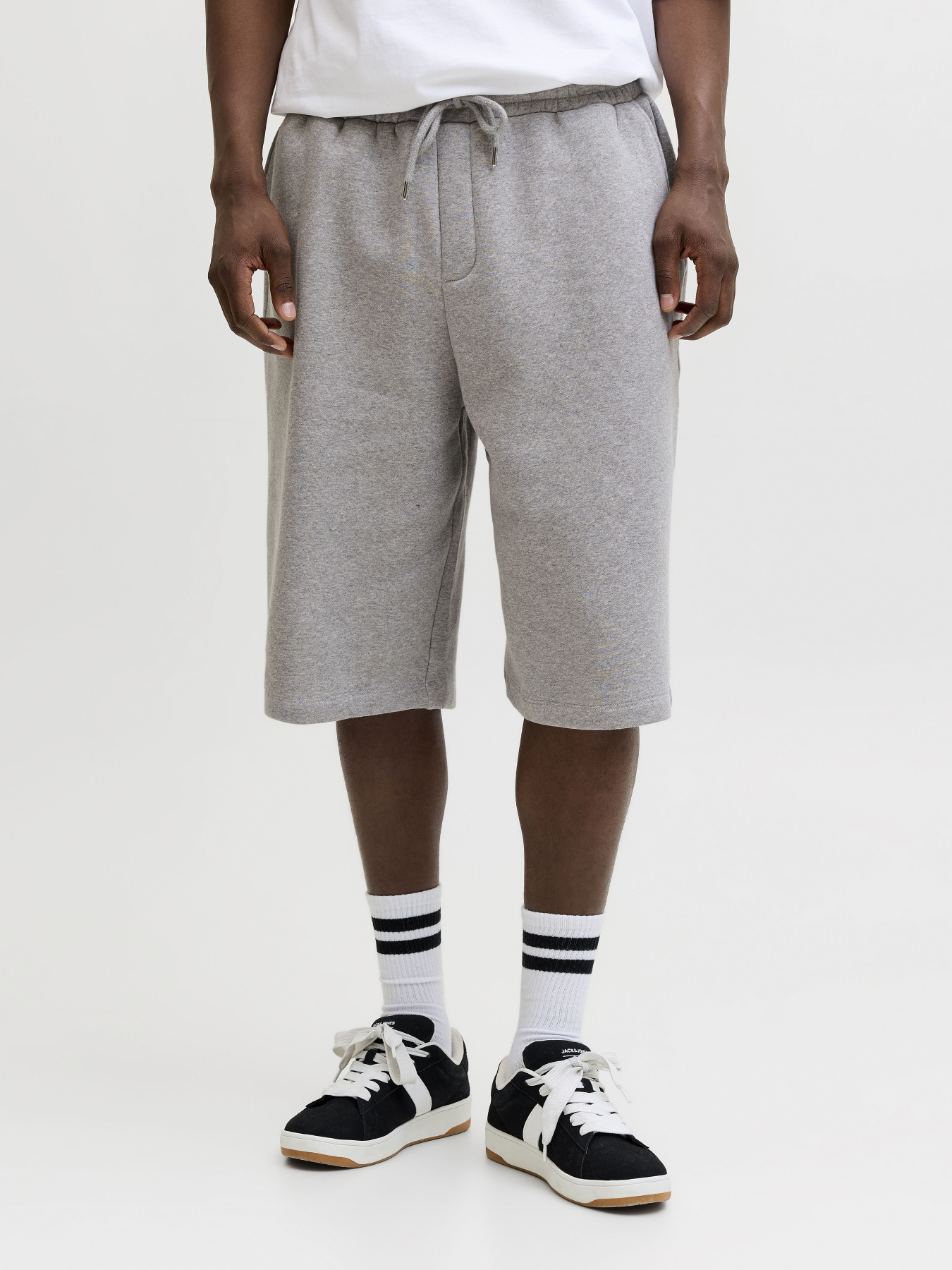 Шорты JACK & JONES OWEN FALLS SWEAT SHORTS модель 12292973_Light Grey Melange Фото
