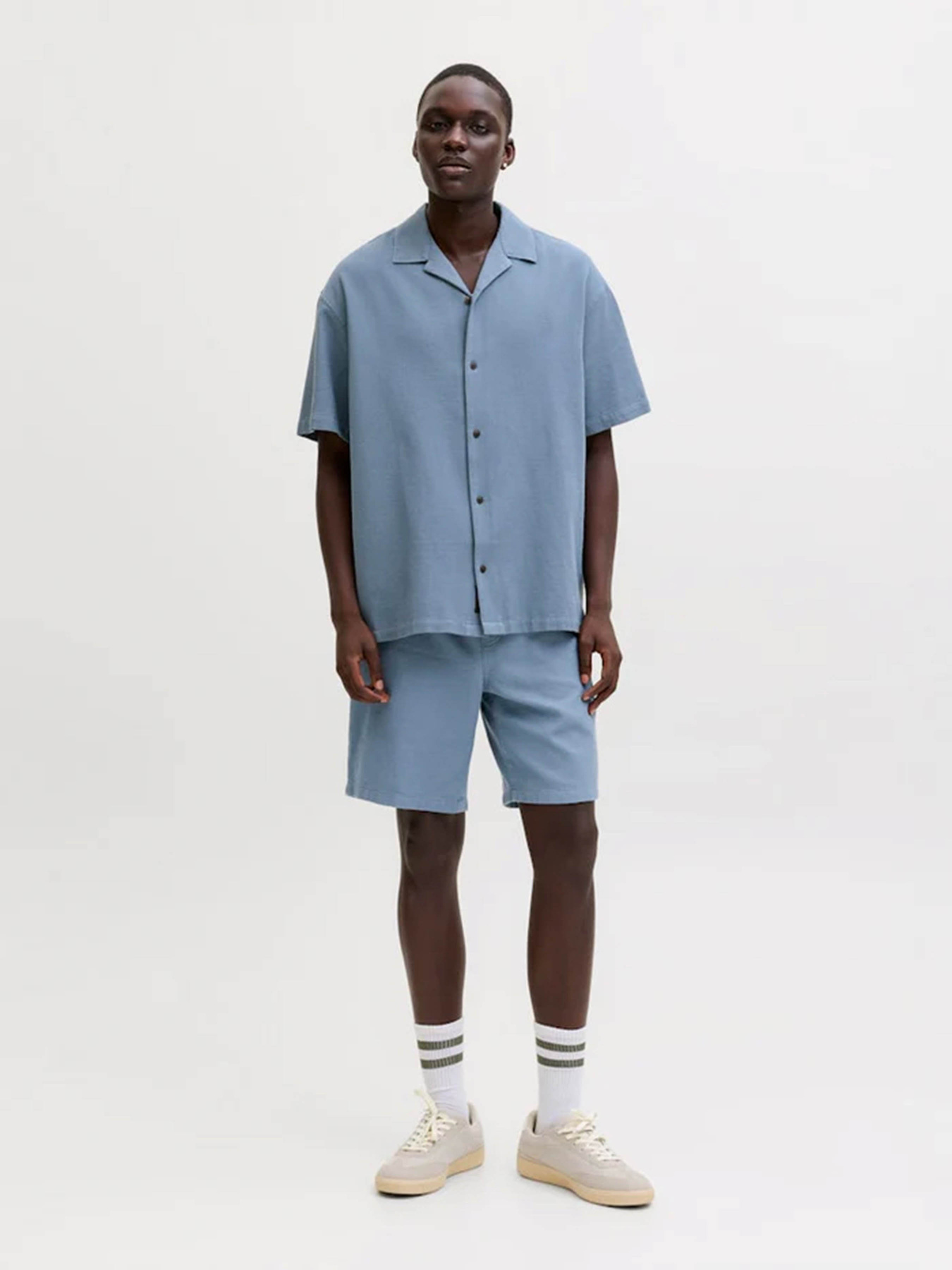Шорты JACK & JONES JAIDEN WAFFLE RESORT SHORT модель 12295862_Blue Mirage Фото