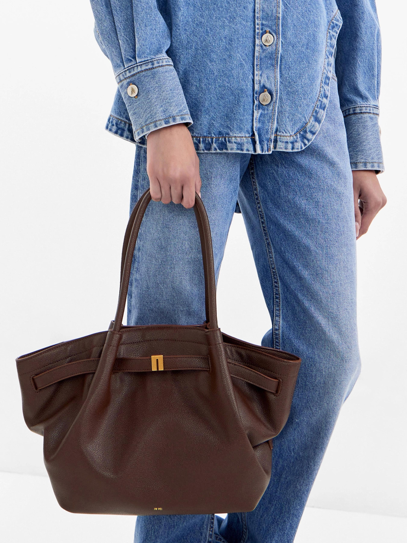 Сумка JW PEI модель JH306B04-34 Фото