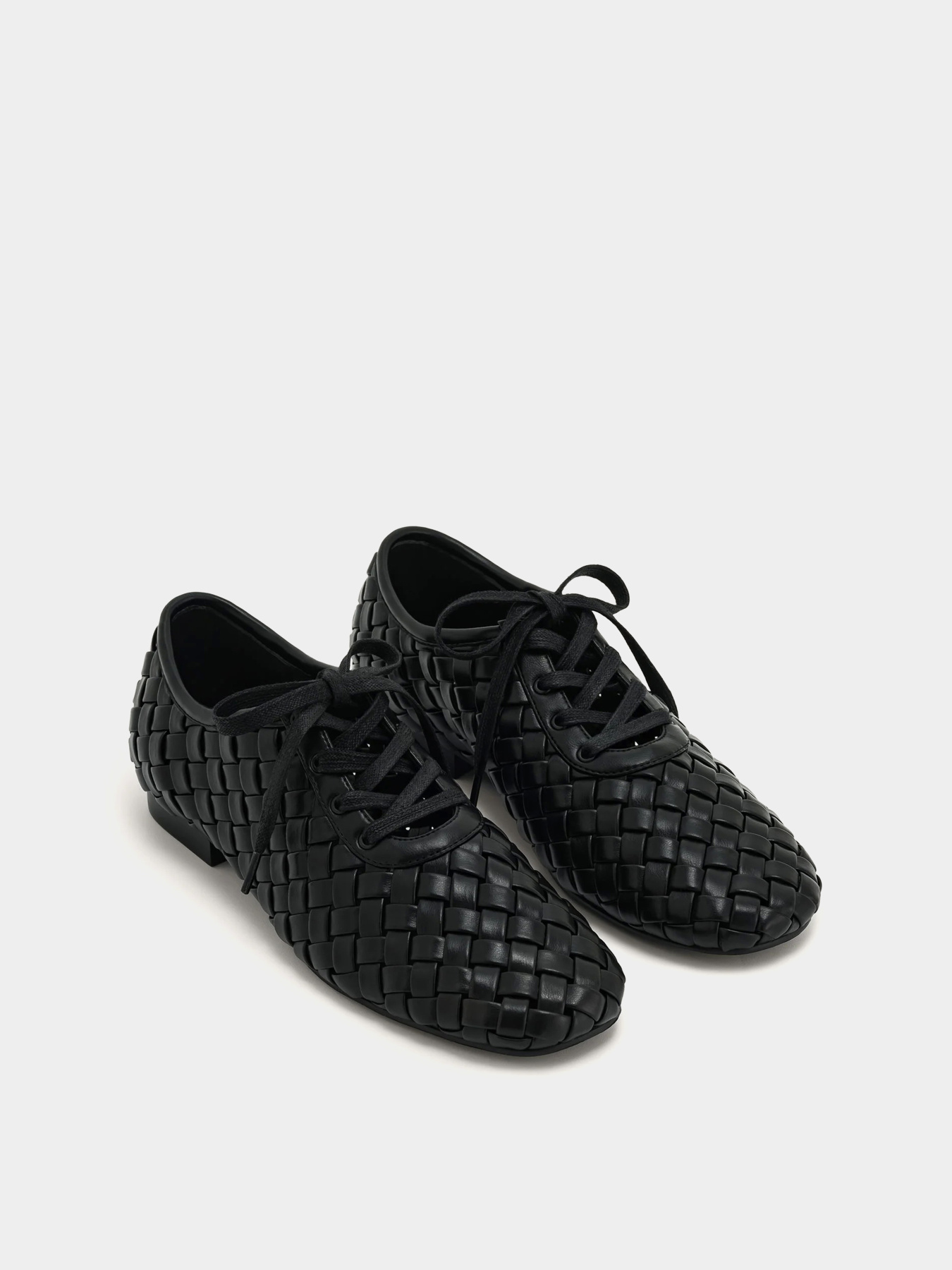 Туфли JW PEI KAYLA модель 9FS10-1 Туфли JW PEI KAYLA модель 9FS10-1 Фото