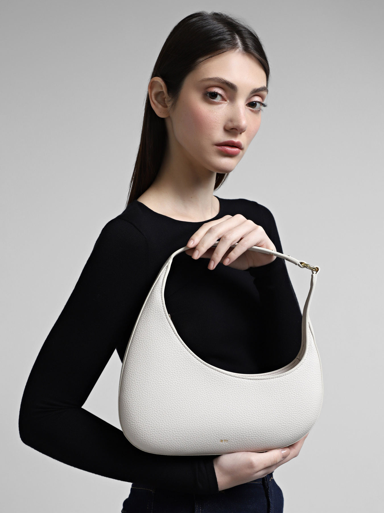 Сумка JW PEI Harlee модель 5S61-2 Фото