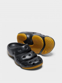 Капці Keen Yogui модель 1001966 Капці Чорний Фото