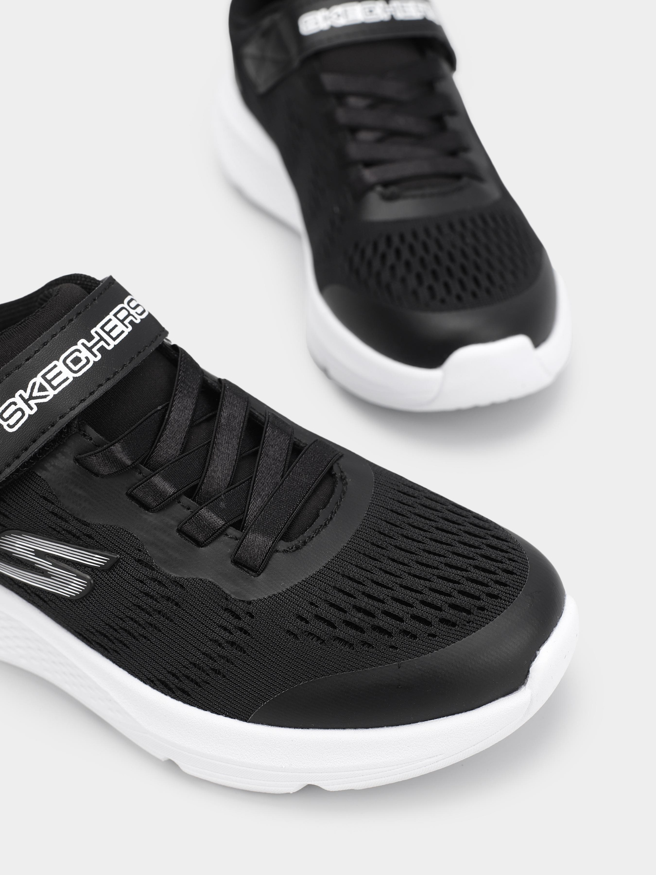 Кроссовки для бега Skechers GO Run Elevate модель 303912L BLK Фото