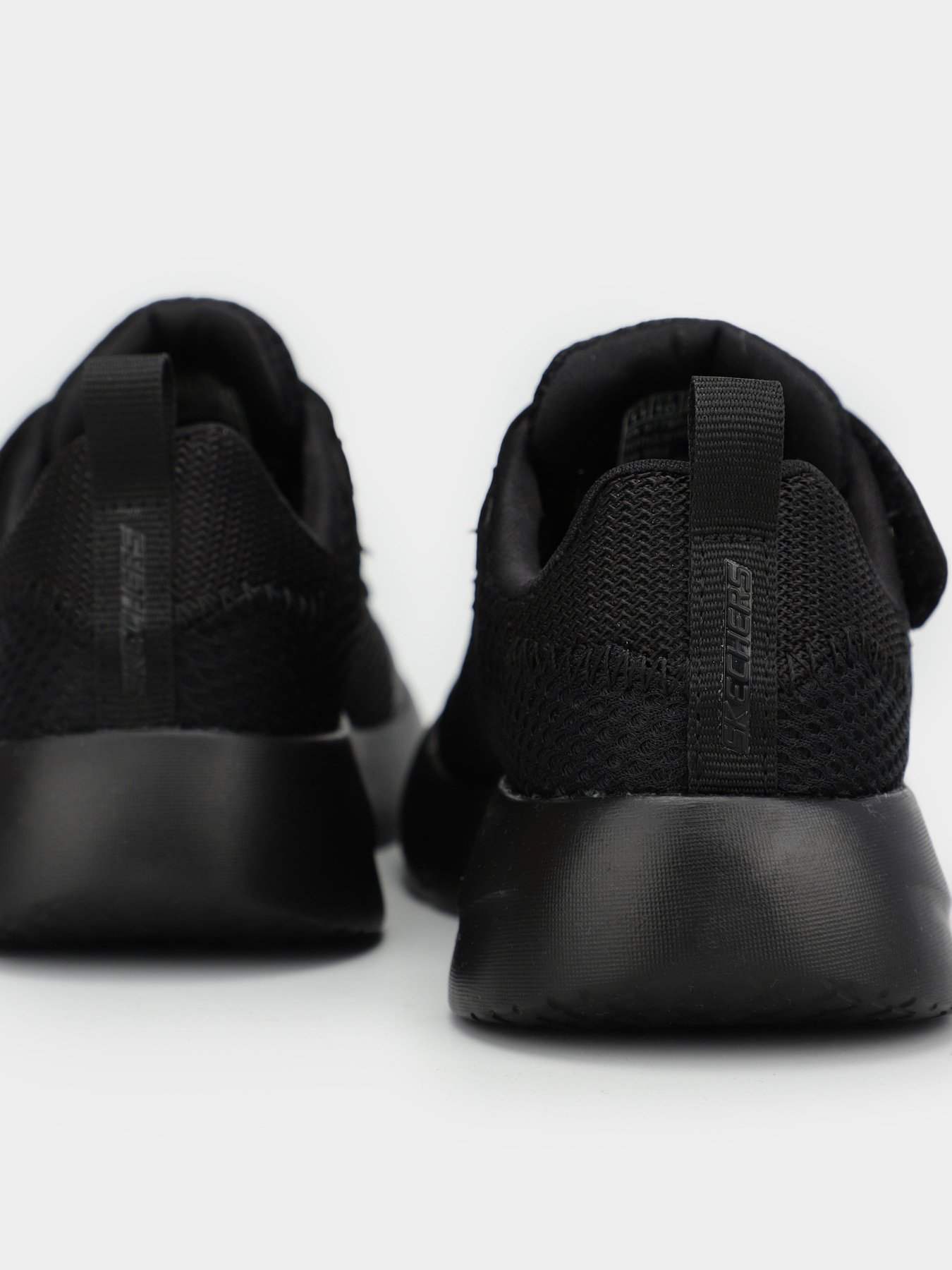 Кросівки повсякденні Skechers Dynamight 2.0 модель 97786L BBK Фото