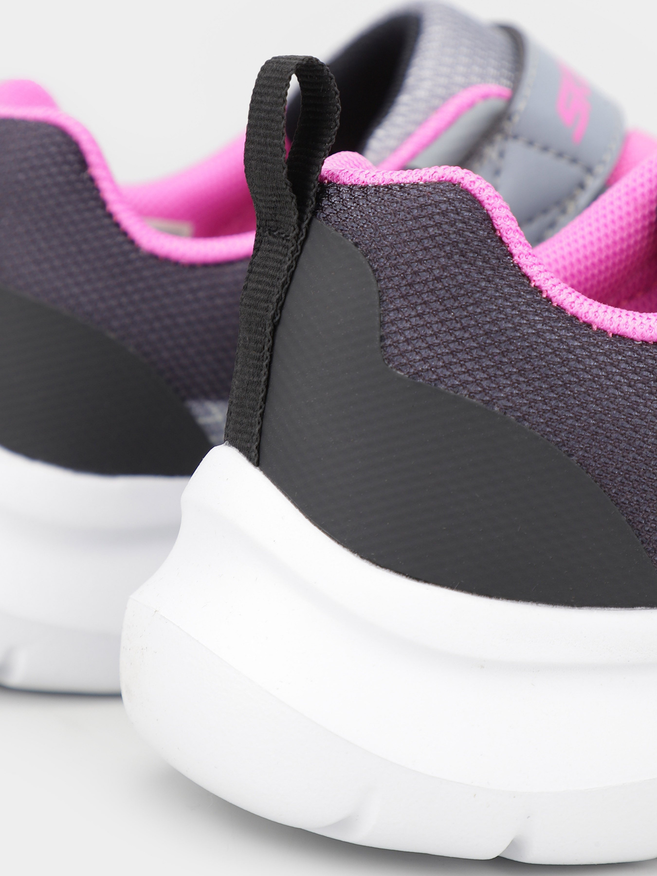 Кроссовки Skechers SKECH FAST Mesh Detail модель 303534L BKGY Фото