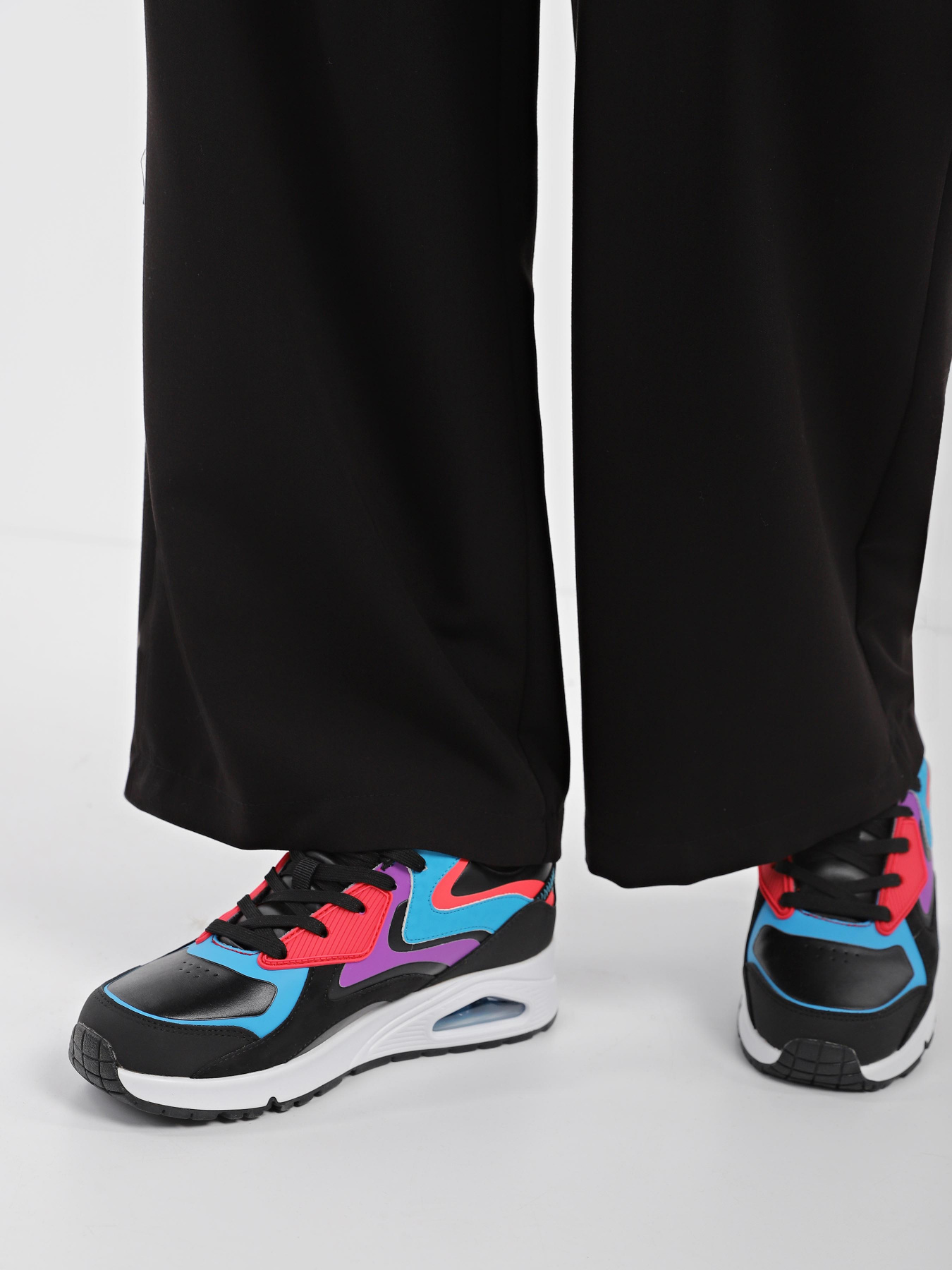 Кроссовки повседневные Skechers Uno Gen1 модель 310547L BKMT Фото