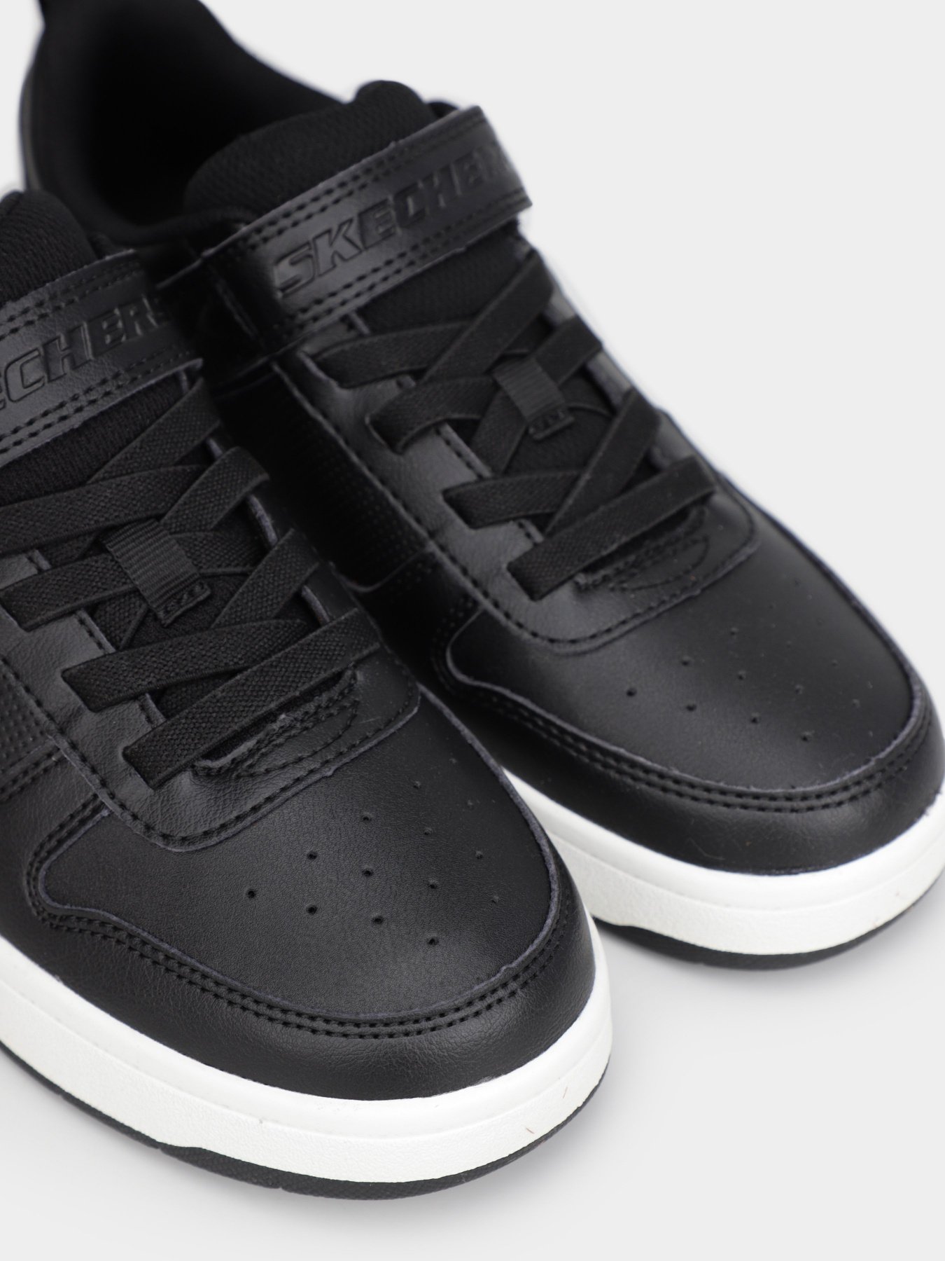 Кеды низкие Skechers Smooth Street модель 405632L BKW Фото