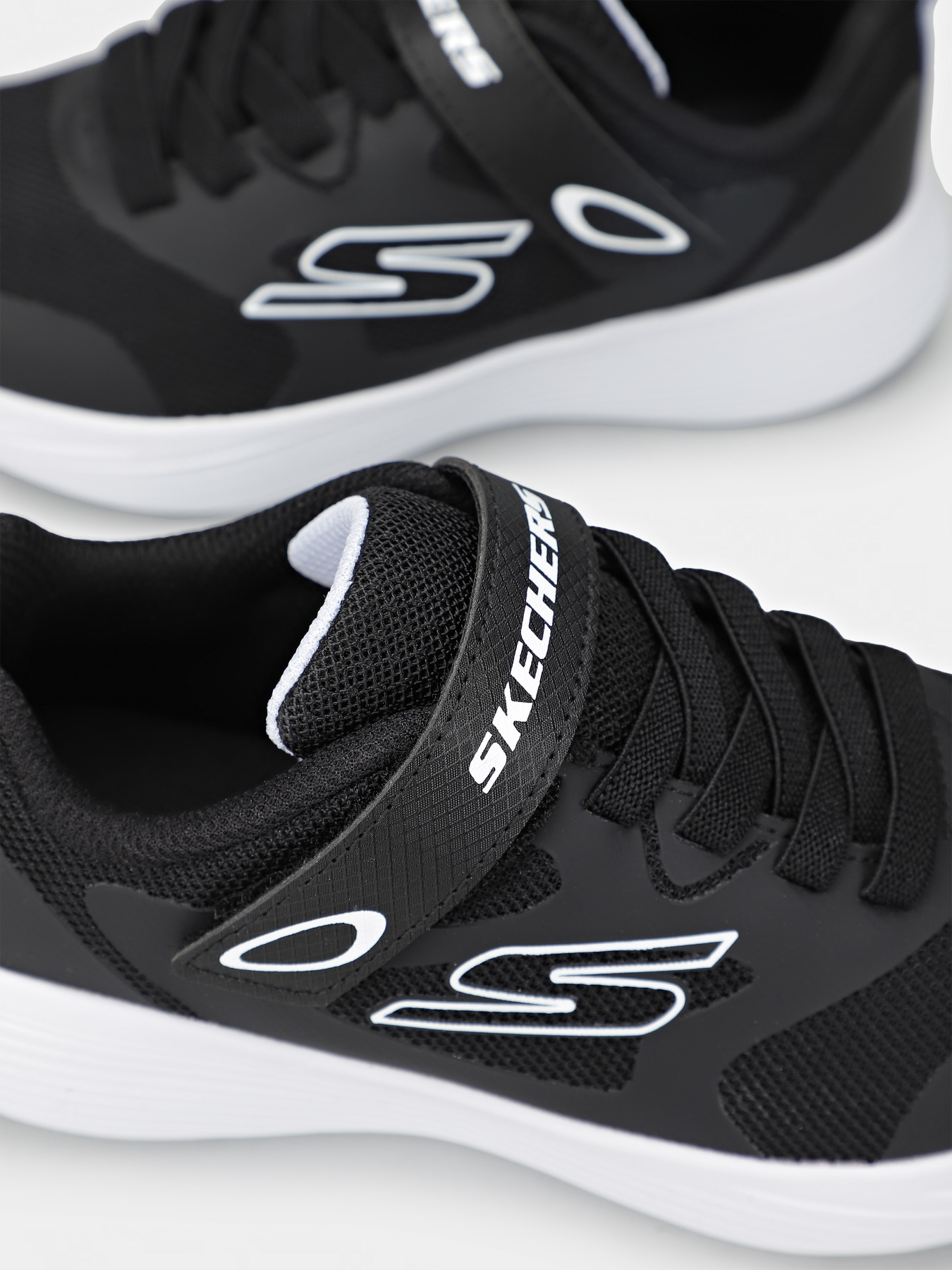 Кроссовки для бега Skechers GO Run 400 V2 - Fuel 228 модель 303580L BLK Фото