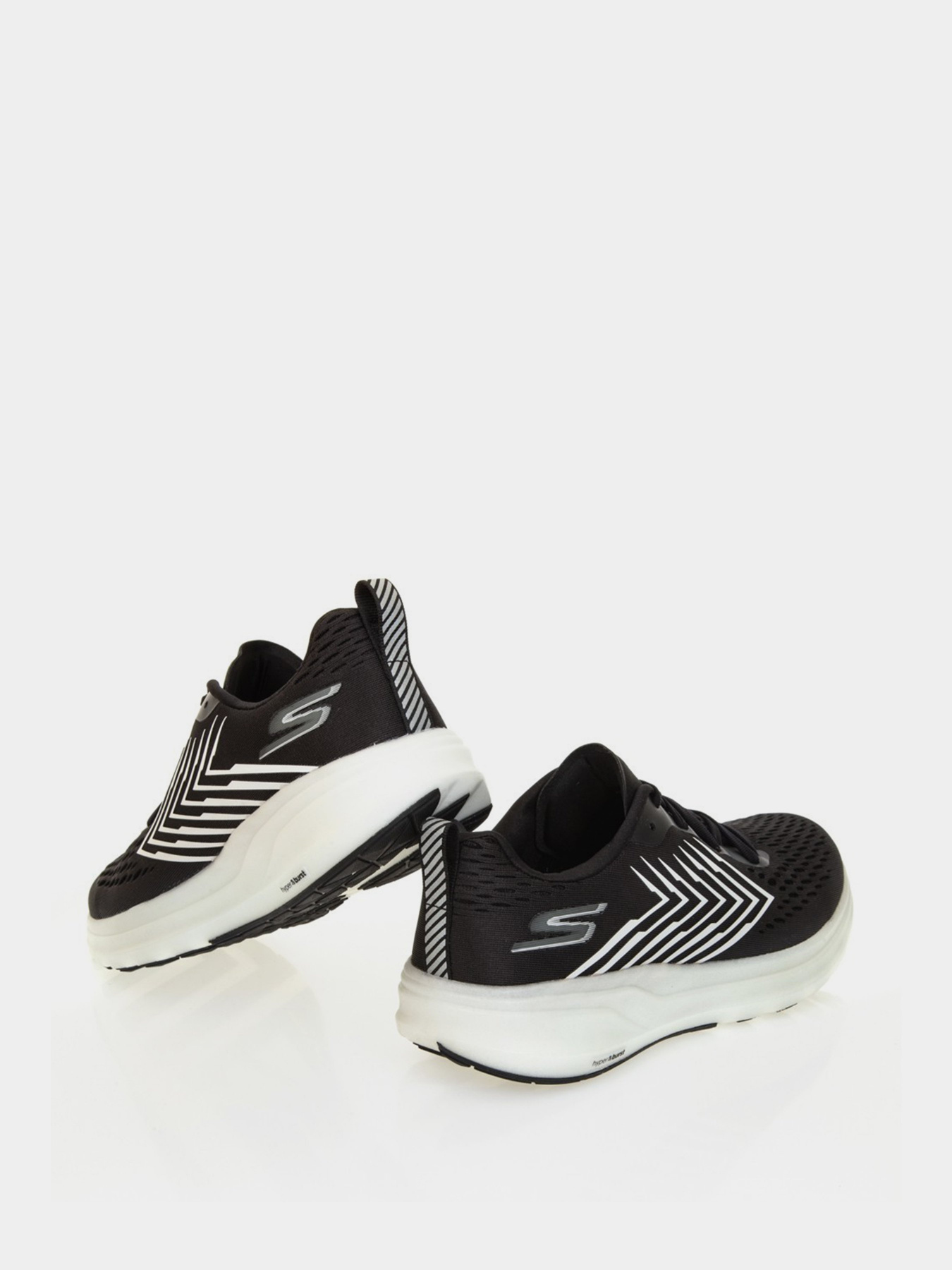 Кроссовки для бега Skechers GORUN RIDE 8 FLOW модель 220218 BKW Фото