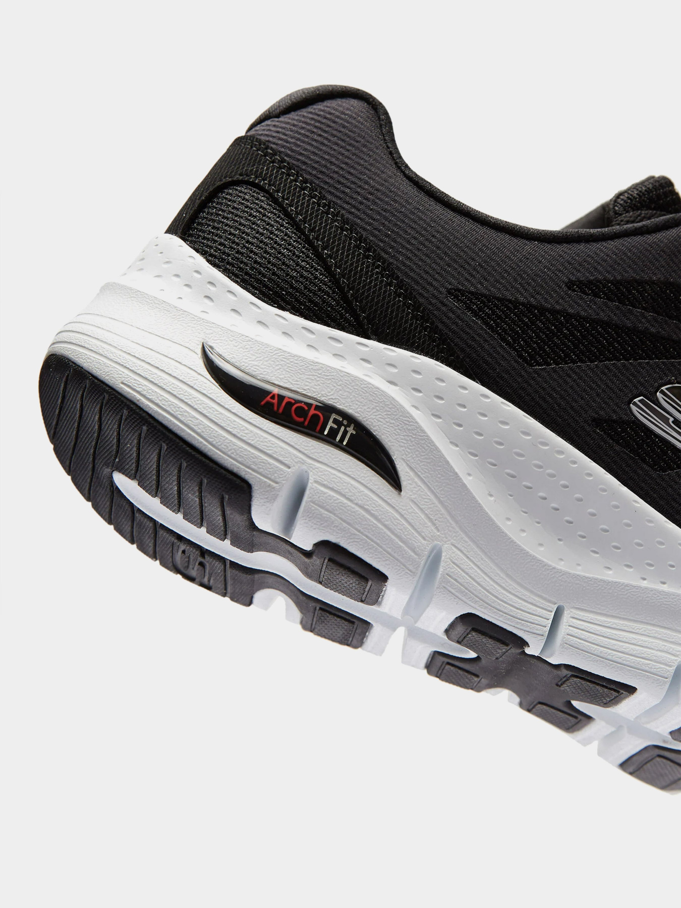 Кроссовки повседневные Skechers Arch Fit - Charge Back модель 232042 BKW Фото