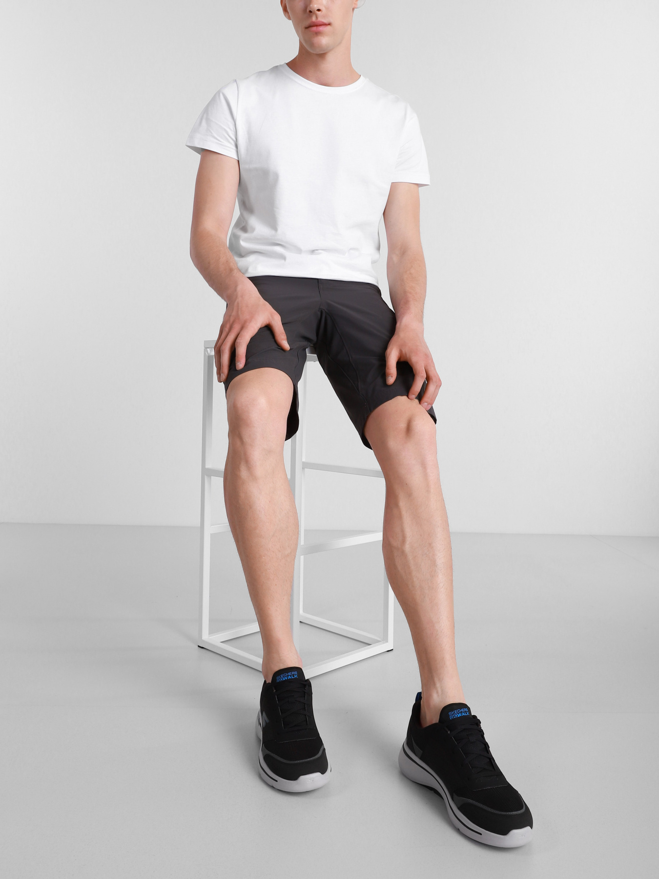 Кросівки для спорту Skechers Go Walk Arch Fit - Recharge модель 216122 BKBL Фото