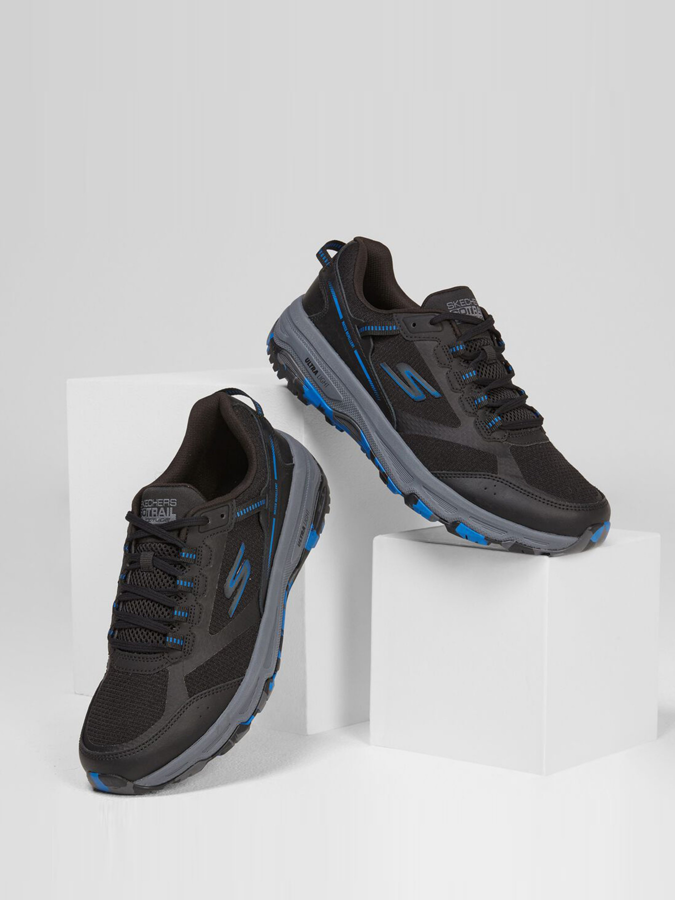 Кросівки для бігу Skechers GOrun Trail Altitude - Marble Rock модель 220112 BKBL Фото