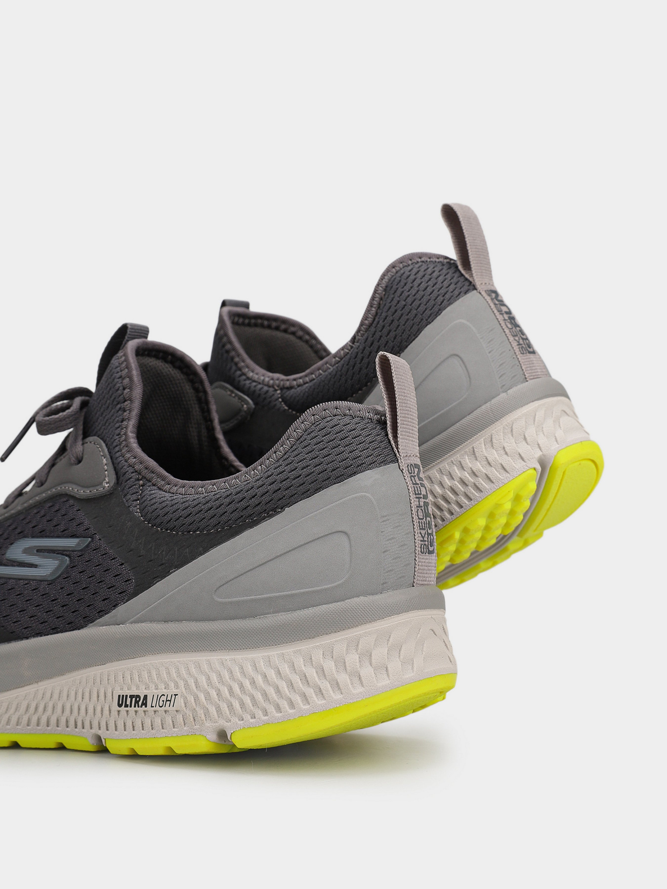 Кроссовки для бега Skechers модель 220102 CCLM Фото