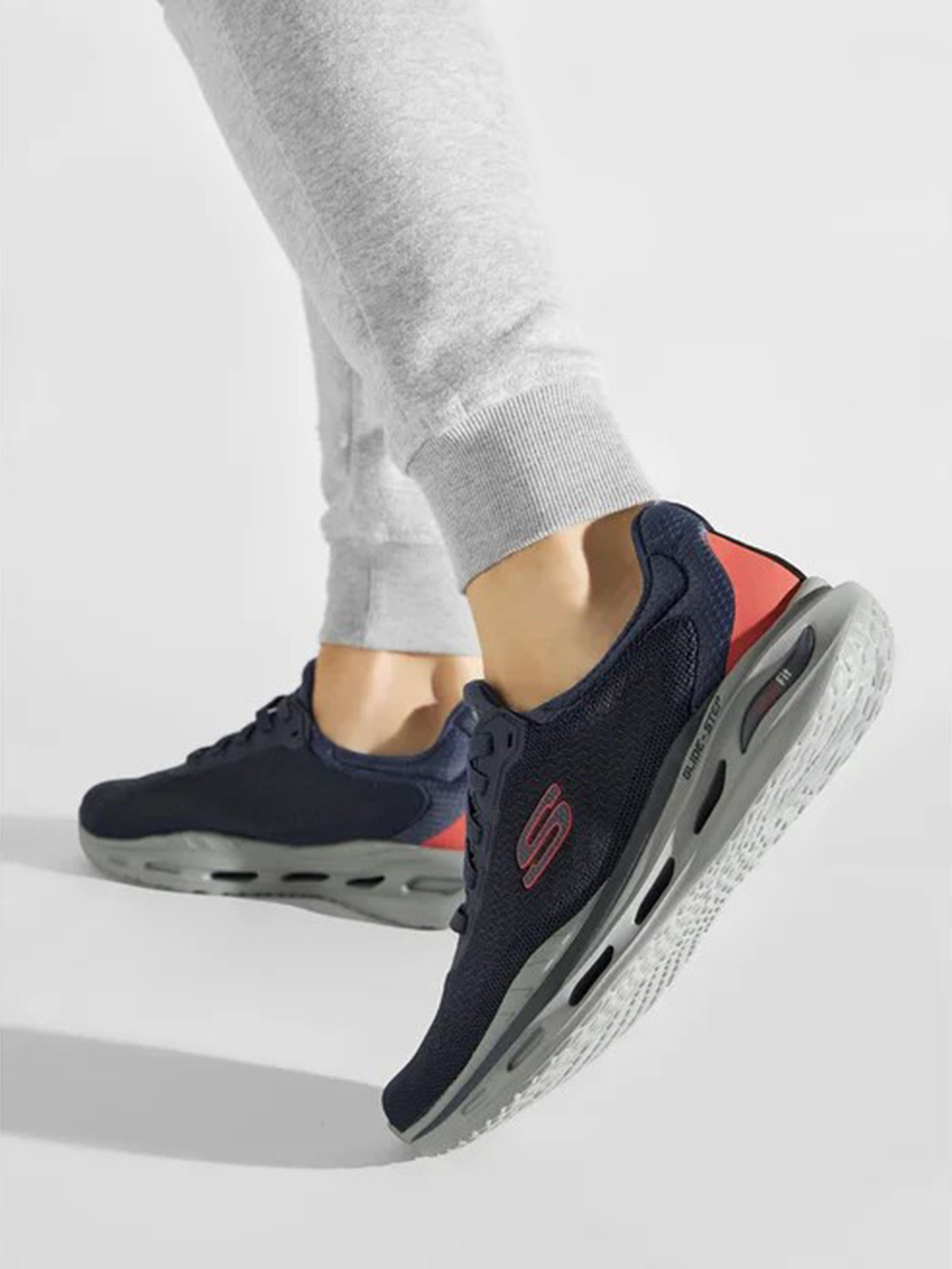 Кроссовки повседневные Skechers Arch Fit Orvan-Trayver модель 210434 DKNV Кроссовки повседневные Skechers Arch Fit Orvan-Trayver модель 210434 DKNV Фото