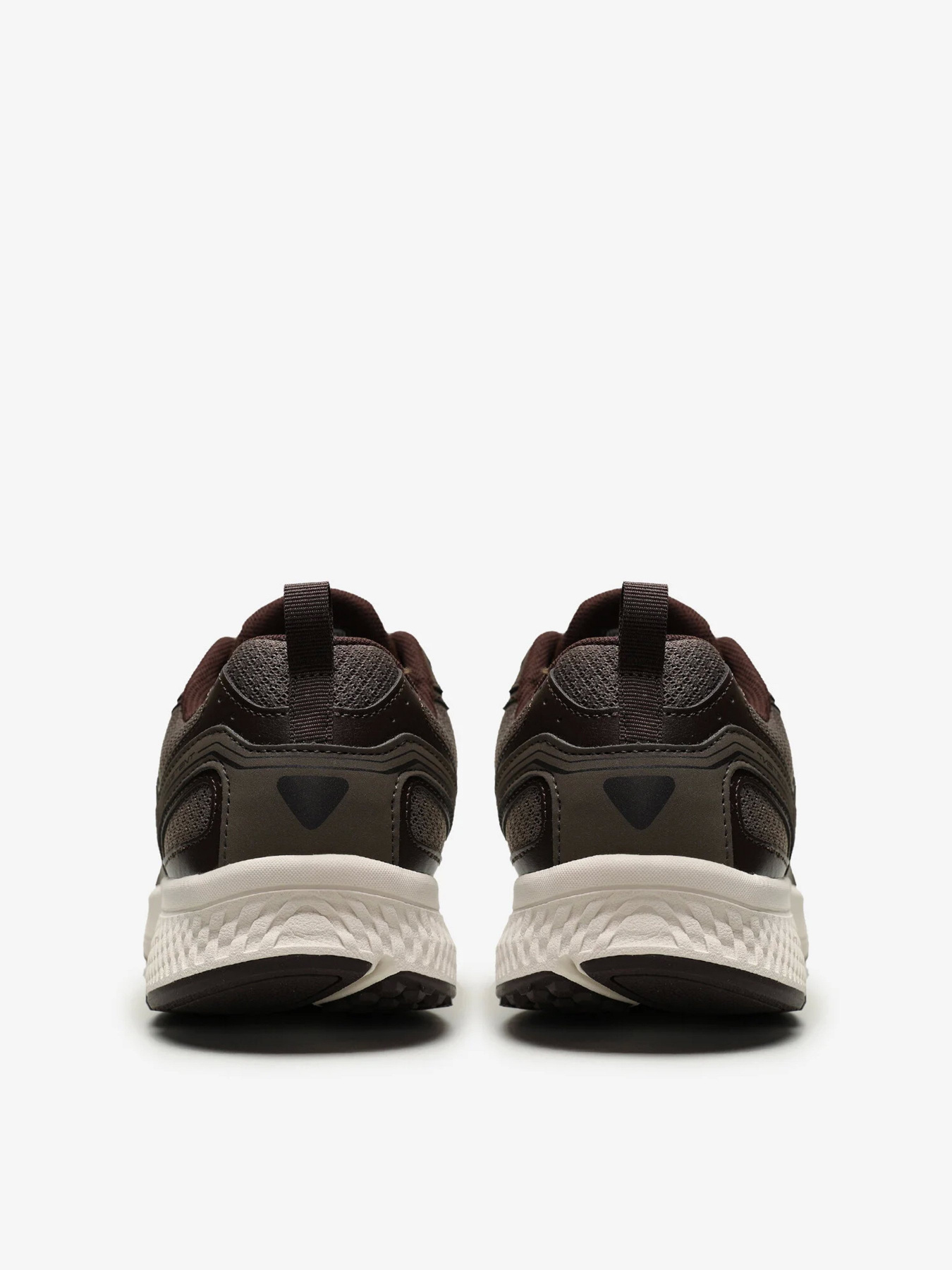 Кроссовки для бега Skechers GOrun Consistent модель 220034 BRN Фото