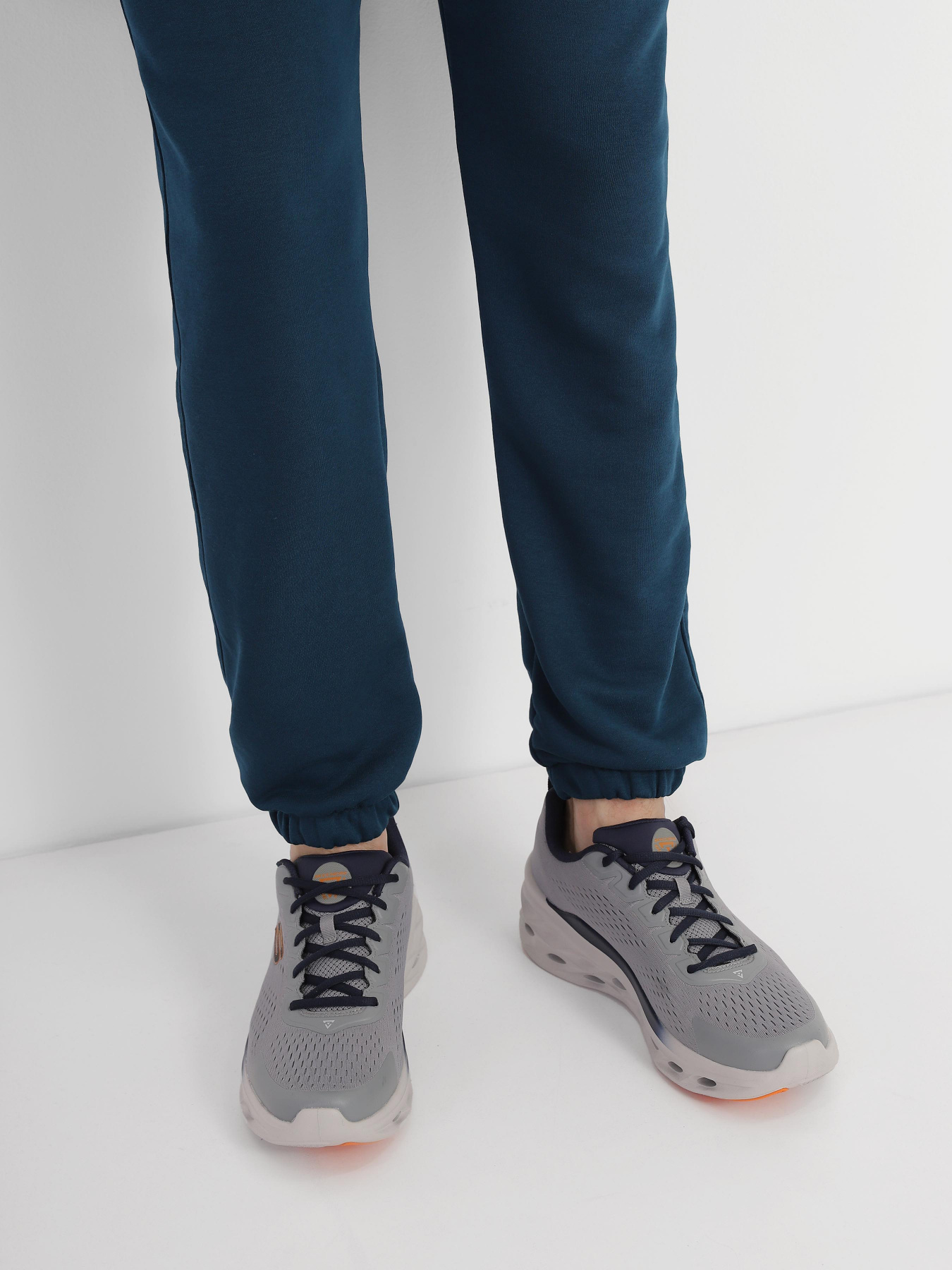 Кроссовки Skechers Glide-Step Swift модель 232634 GYNV Фото