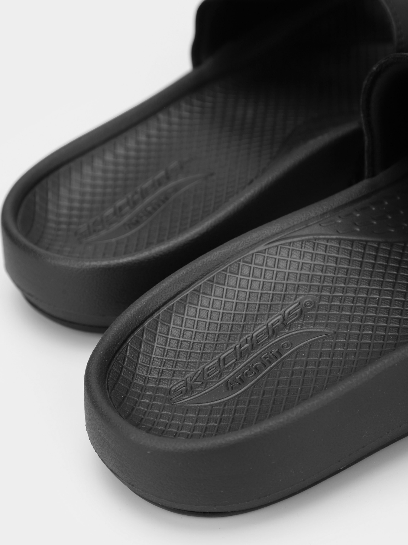 Шльопанці Skechers Arch Fit Gambix модель 237573 BBK Фото