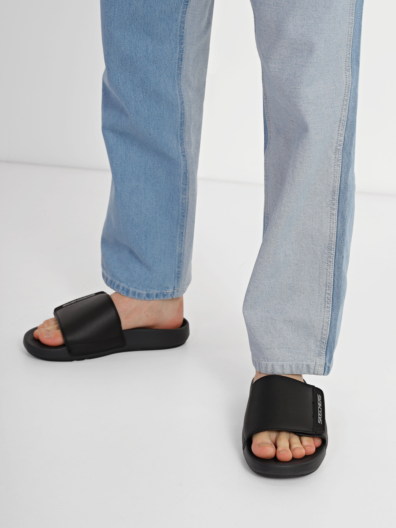 Шльопанці Skechers Arch Fit Gambix модель 237573 BBK Фото