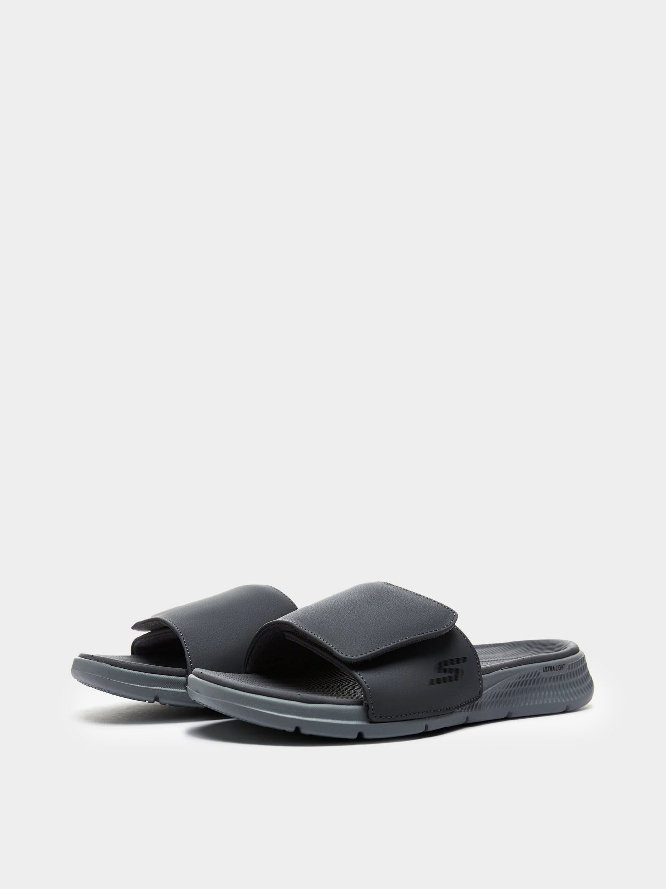 Шлепанцы Skechers GO Consistent - Watershed модель 229033 CHAR Шлепанцы Skechers GO Consistent - Watershed модель 229033 CHAR Фото