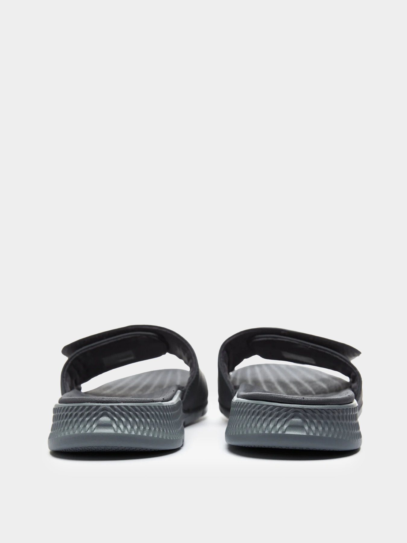 Шлепанцы Skechers GO Consistent - Watershed модель 229033 CHAR Шлепанцы Skechers GO Consistent - Watershed модель 229033 CHAR Фото