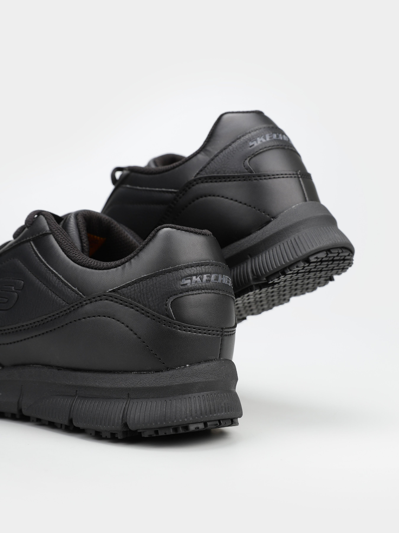 Кроссовки Skechers Work Relaxed Fit: Nampa SR модель 77156EC BLK Фото