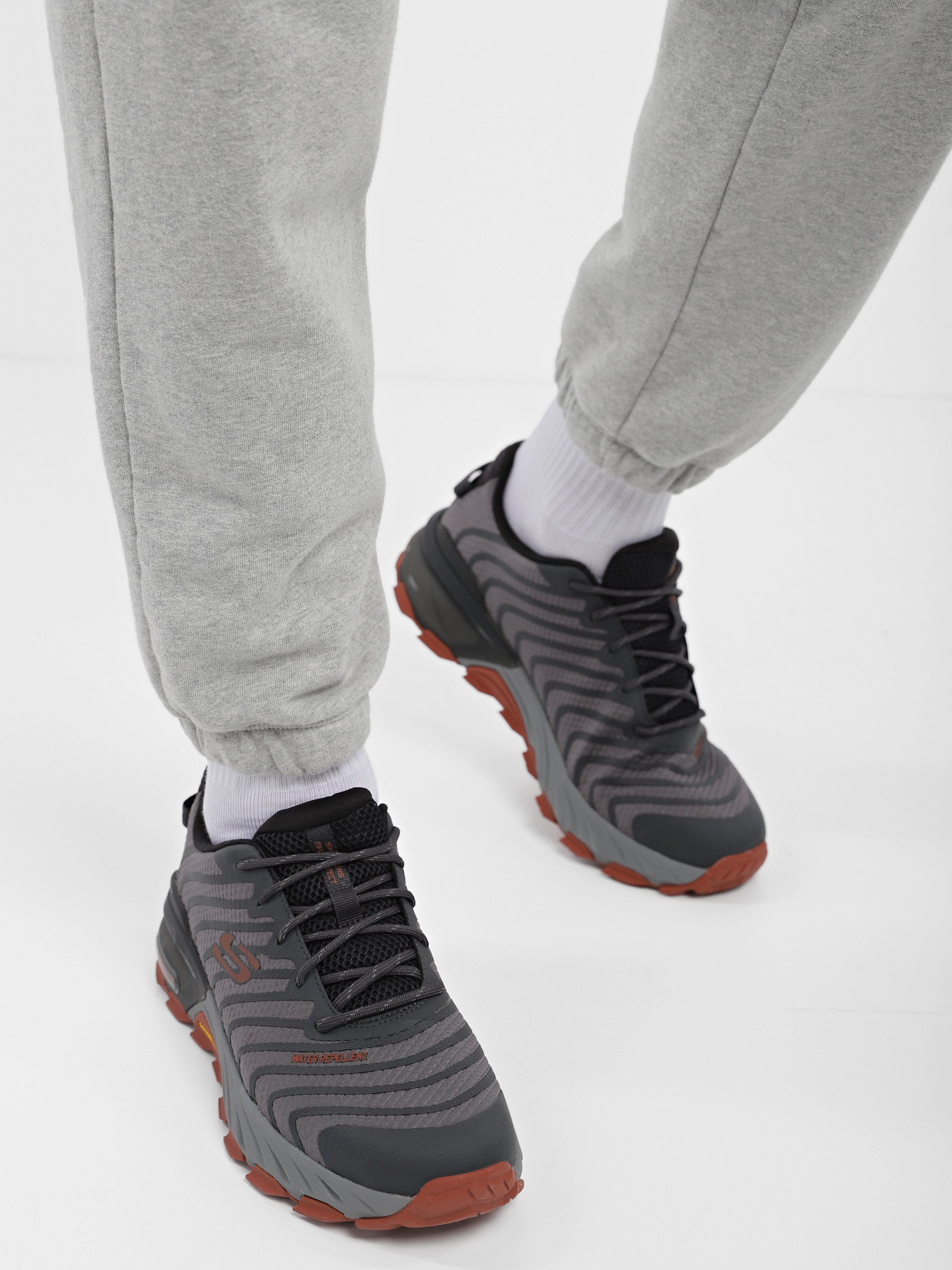 Кроссовки Skechers Max Protect модель 237300 CCRD Фото