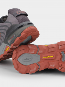 Кросівки повсякденні Skechers Max Protect модель 237300 CCRD Фото