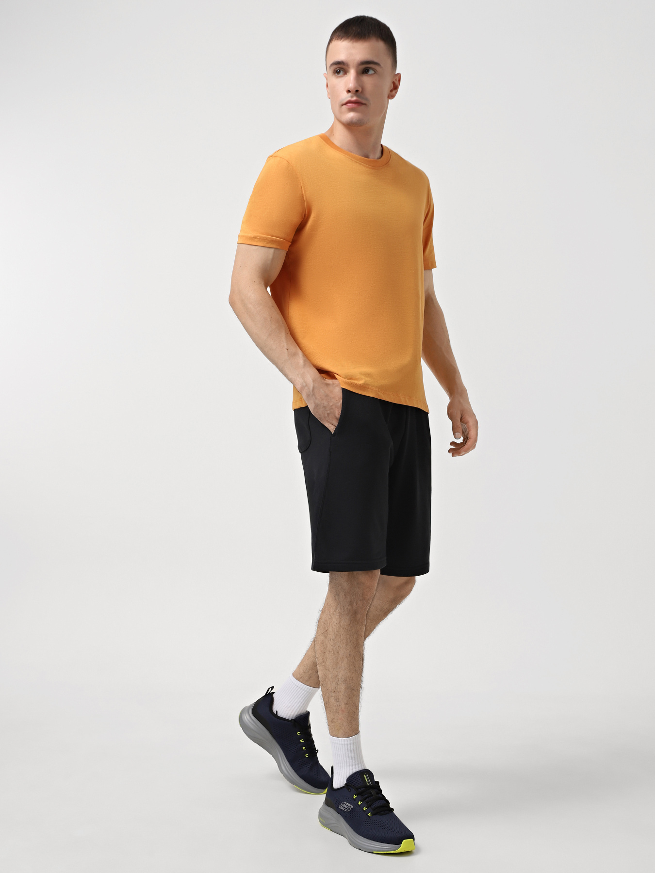 Кроссовки Skechers Vapor Foam модель 232625 NVLM Фото