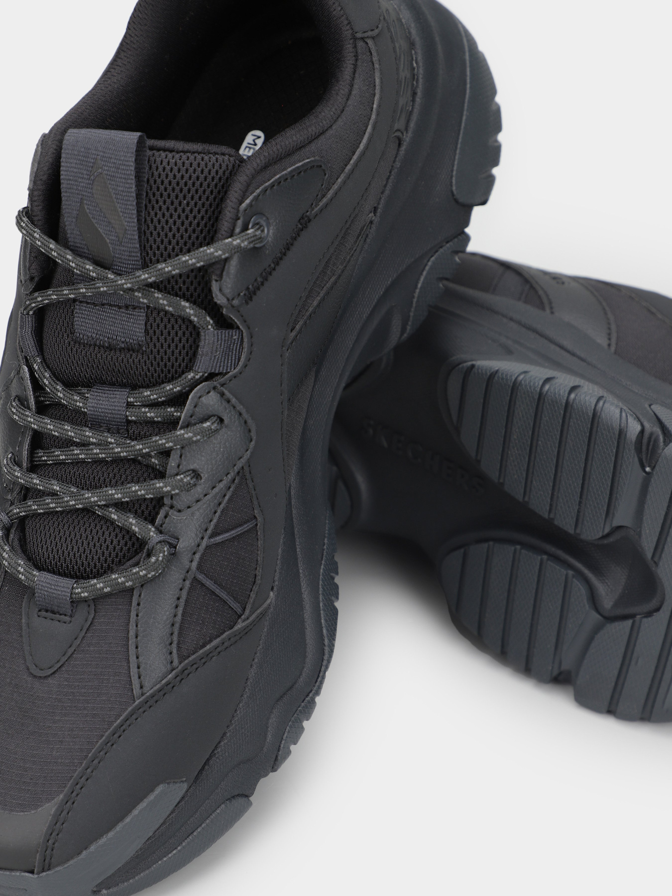 Кроссовки Skechers Moonhiker модель 183188 BBK Фото