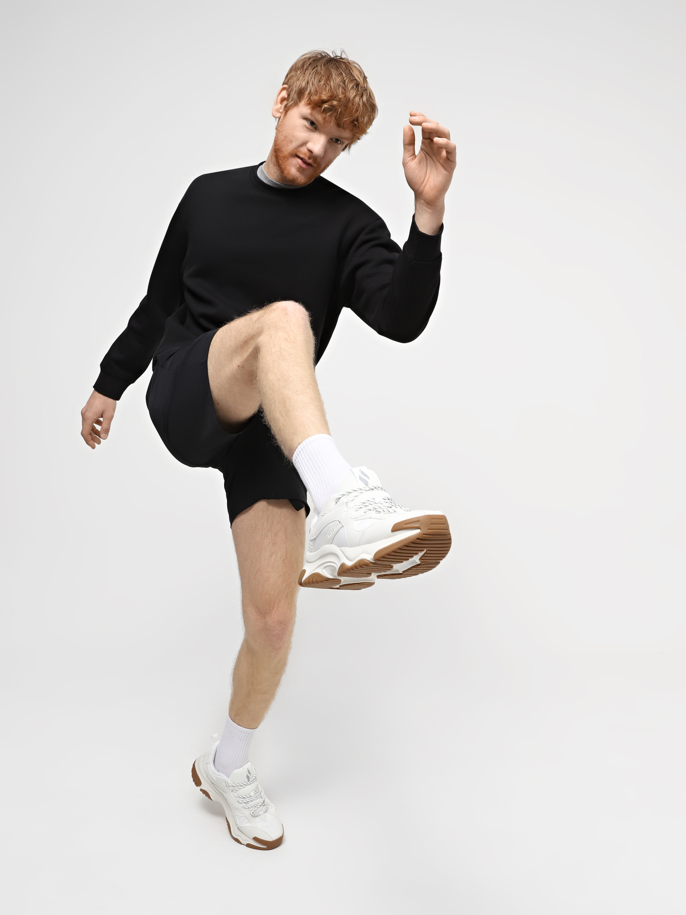 Кросівки Skechers Moonhiker модель 183188 WHT Фото