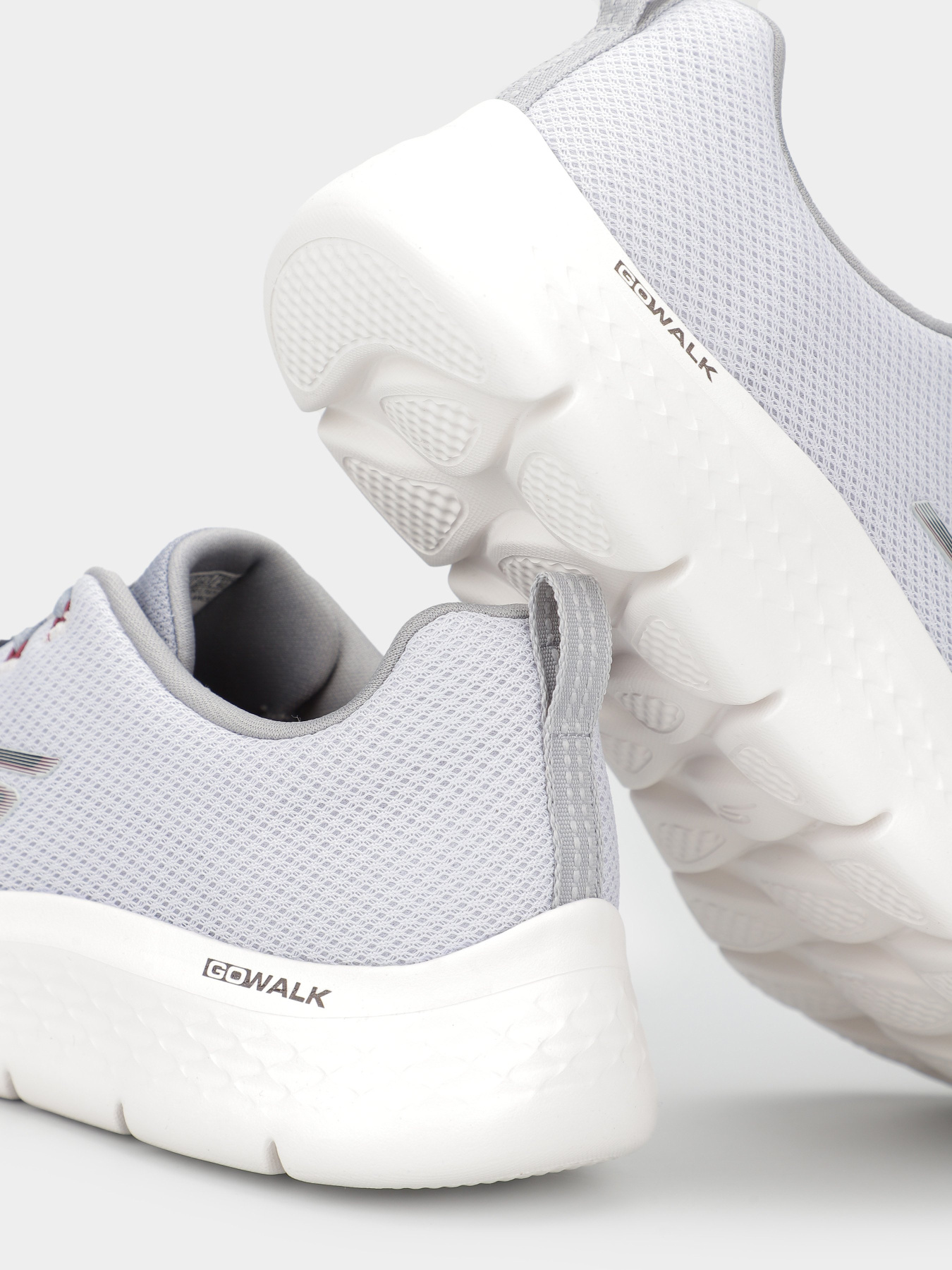 Кросівки для спорту Skechers Go Walk модель 216507 LTGY Кросівки для спорту Skechers Go Walk модель 216507 LTGY Фото