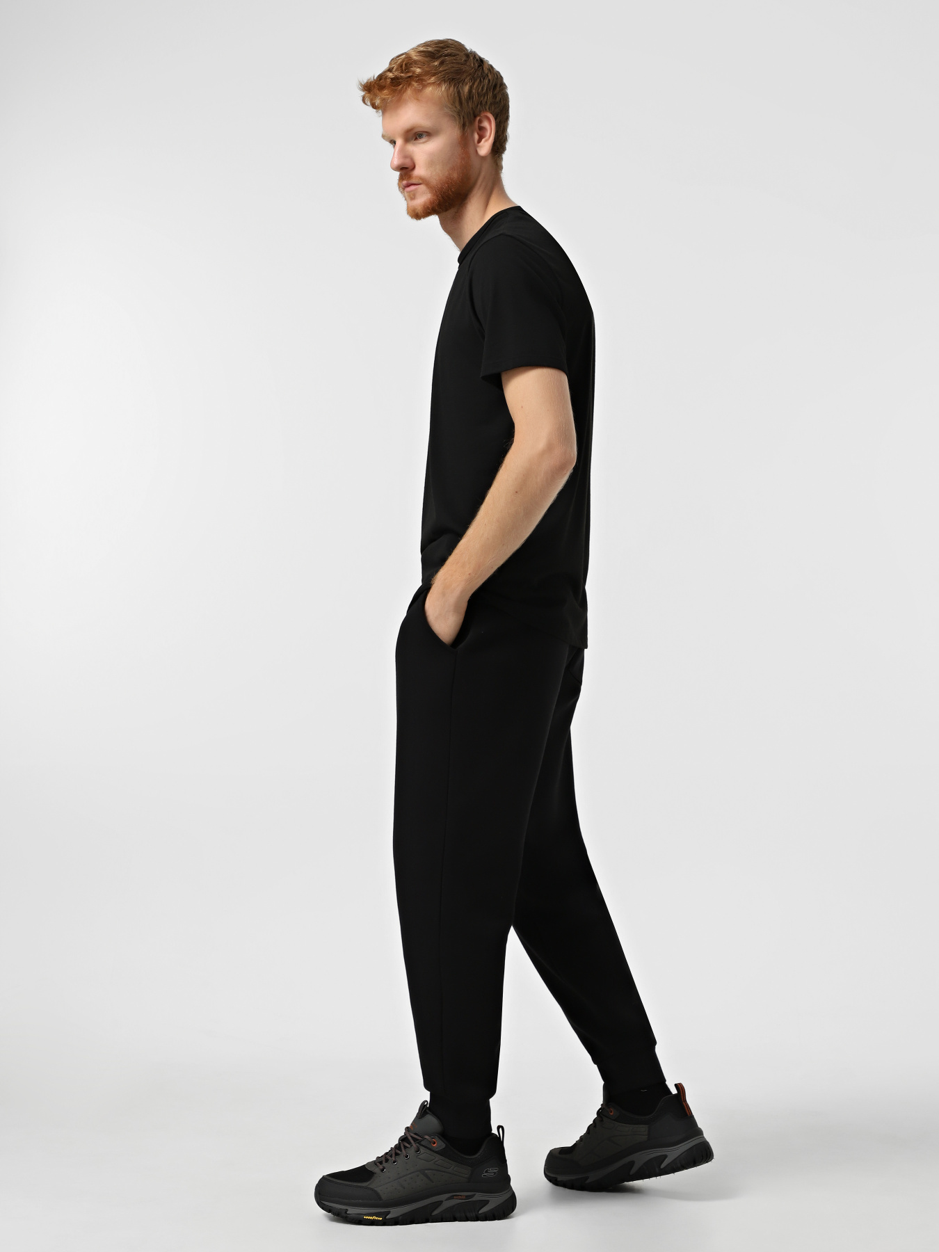 Кросівки Skechers Arch Fit Road Walker Модель 237488 CCBK Фото