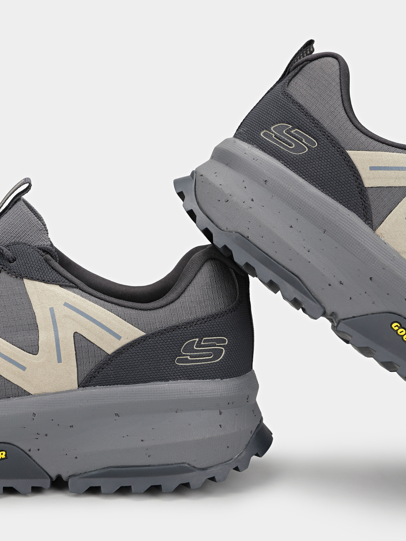 Кроссовки повседневные Skechers SKECHERS BIONIC TRAIL модель 237680 CHAR Фото