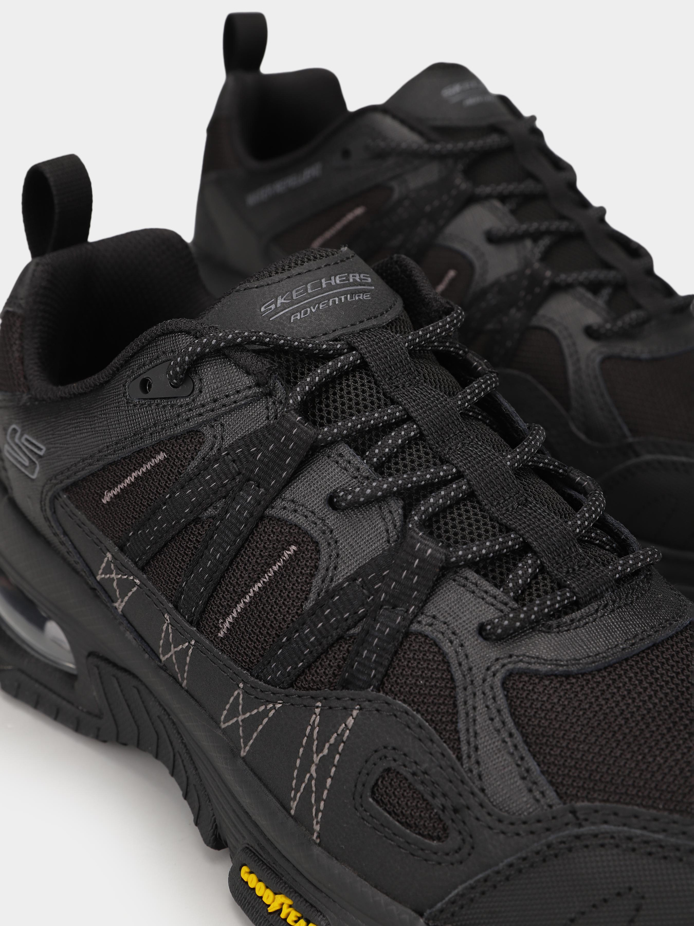 Кроссовки для туризма|Outdoor Skechers Skech-Air Envoy модель 237211 BBK Фото