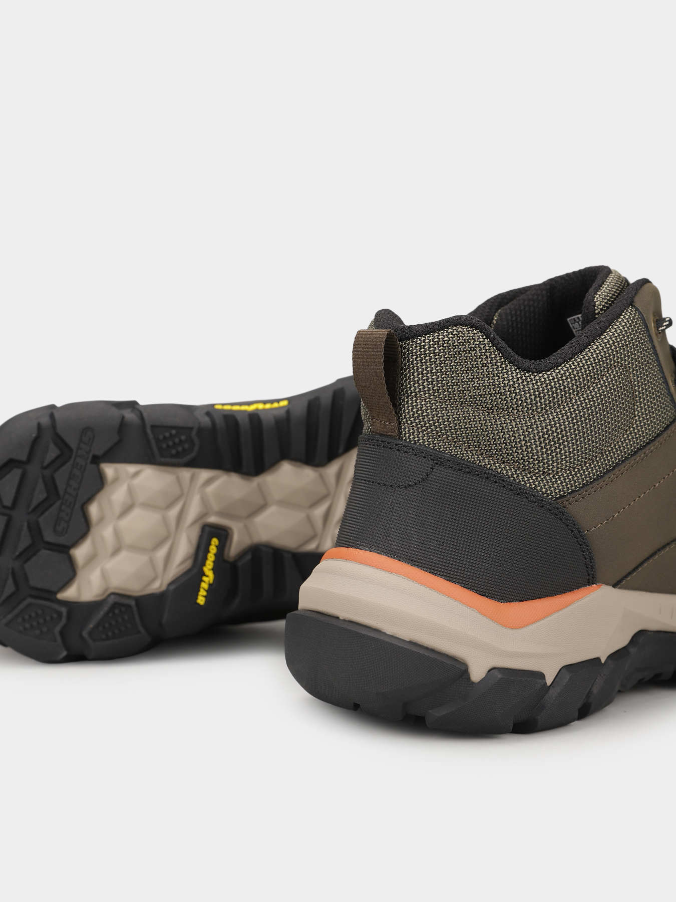 Ботинки Skechers Santoro модель 205587 OLV Фото