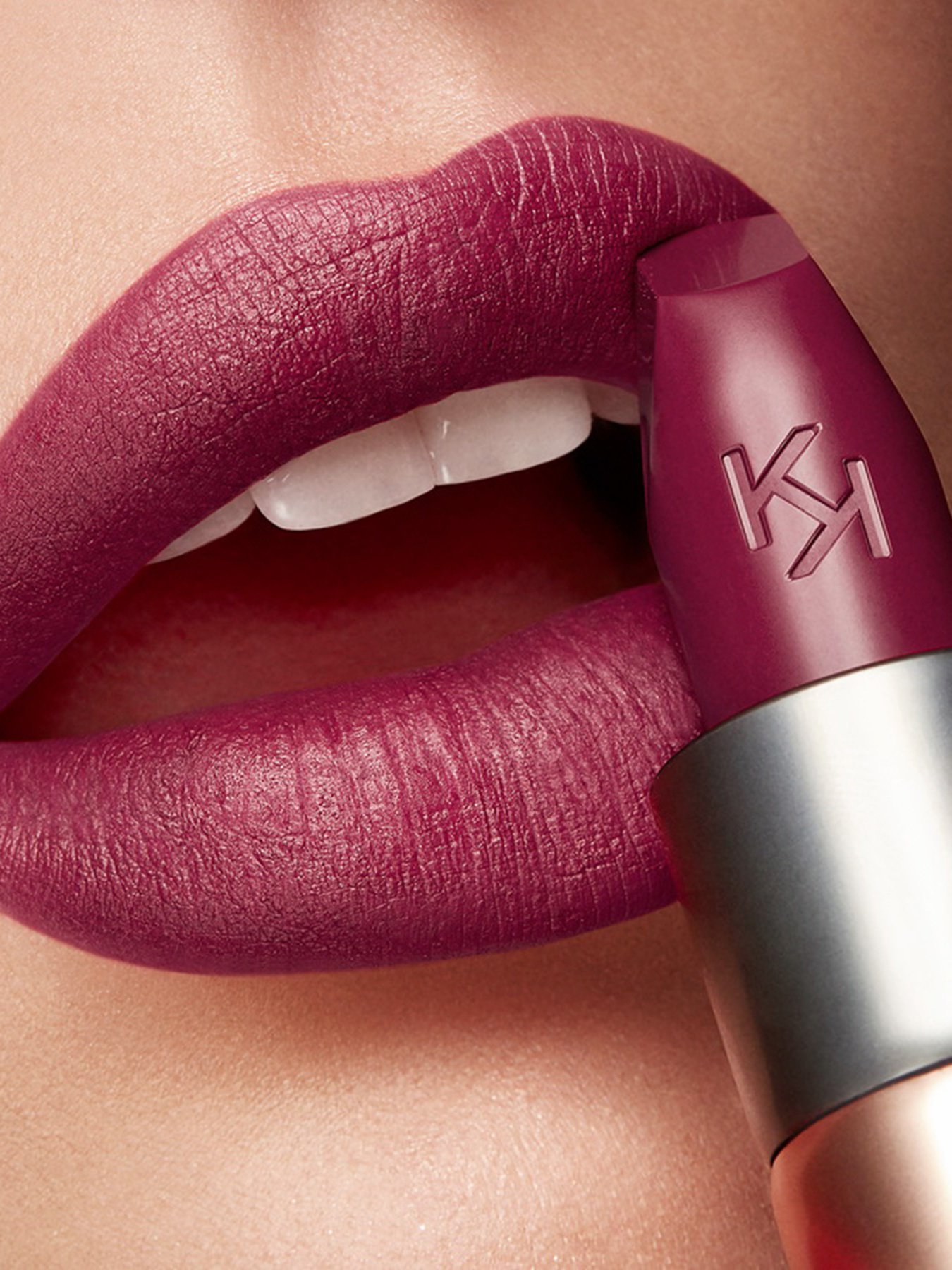 Матовая помада Velvet Passion Matte Lipstick KIKO MILANO модель KM0020103031744 Фото