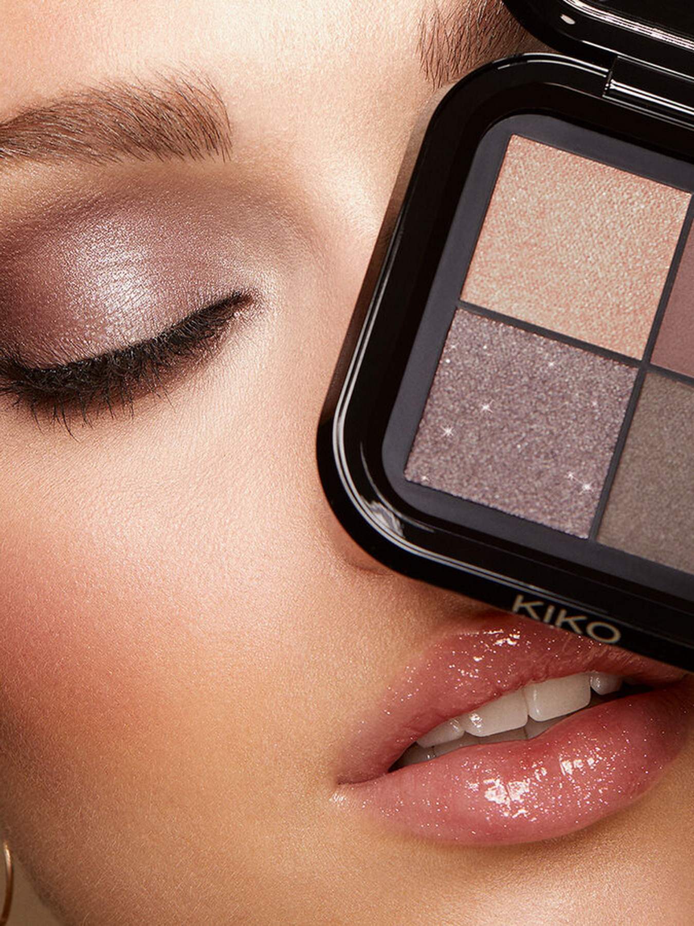 Палетка теней Bright Quartet Baked Eyeshadow Palette KIKO MILANO модель KM000000209002B Фото