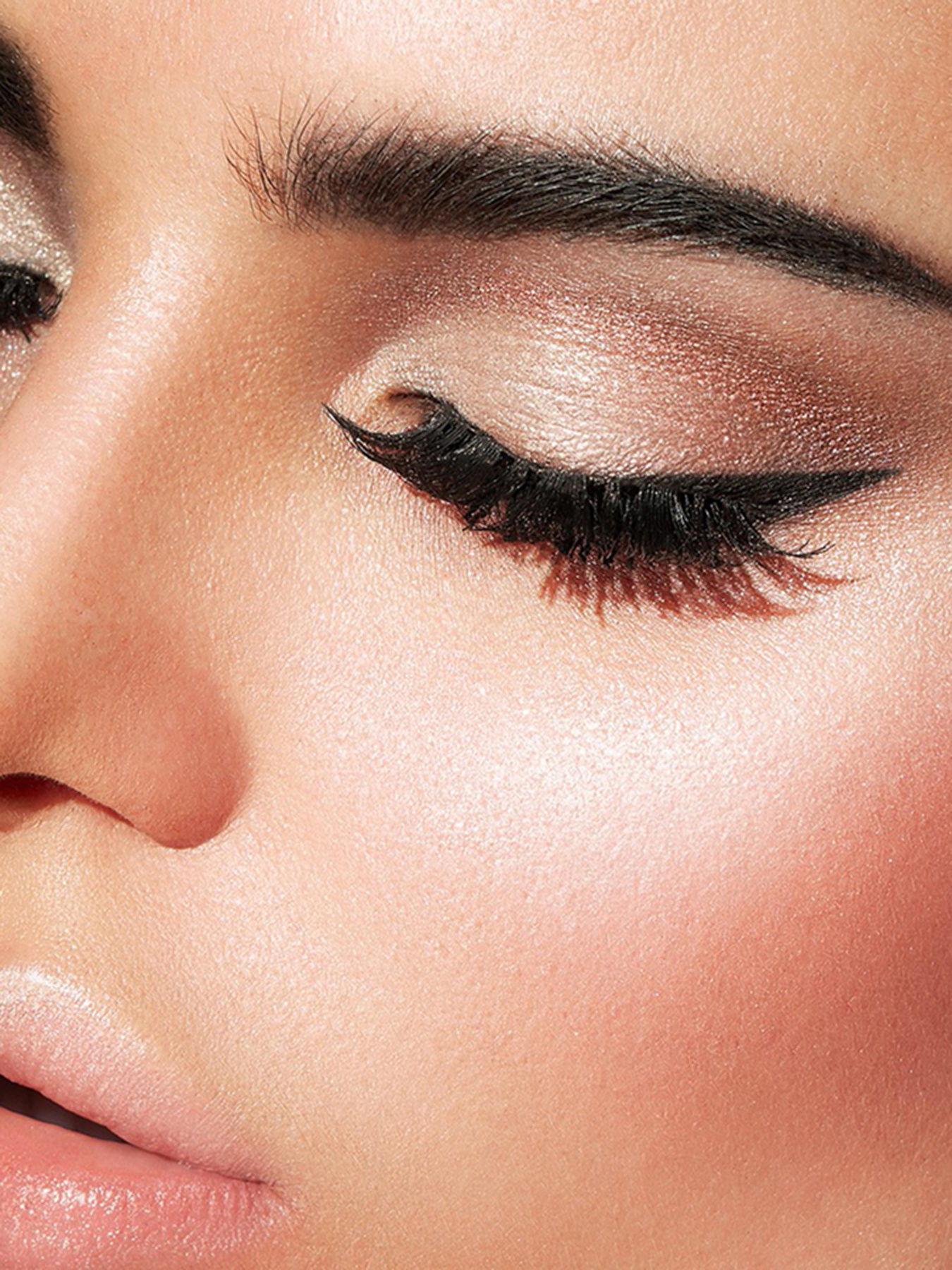 Палетка для обличчя Smart Essential Face Palette KIKO MILANO модель KM0010700300244 Фото