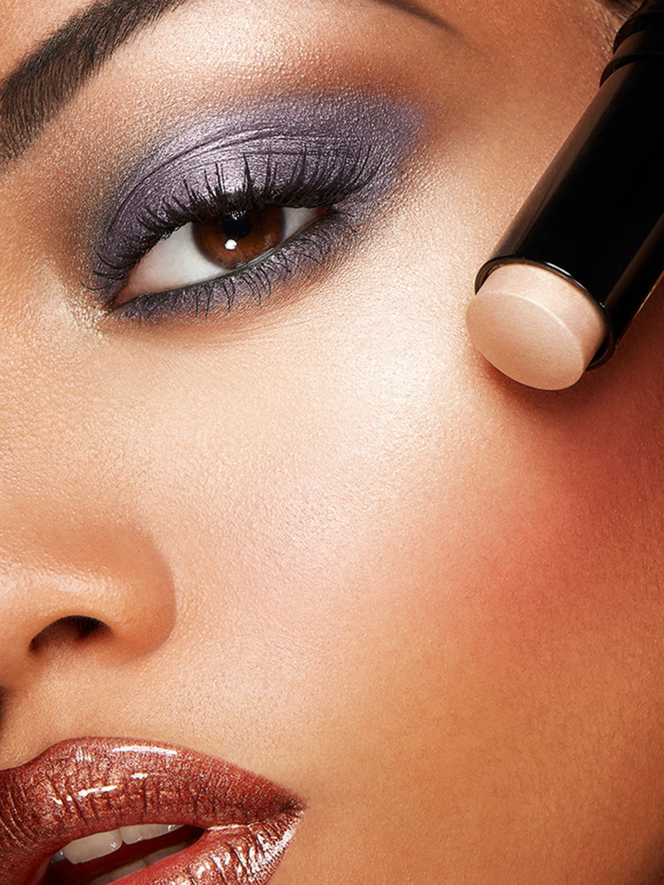 Кремовий стік хайлайтер Radiant Touch Creamy Stick Highlighter KIKO MILANO модель KM000000110100B Фото