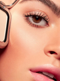 Пудровий хайлайтер Glow Fusion Powder Highlighter KIKO MILANO модель KM000000644001B Фото