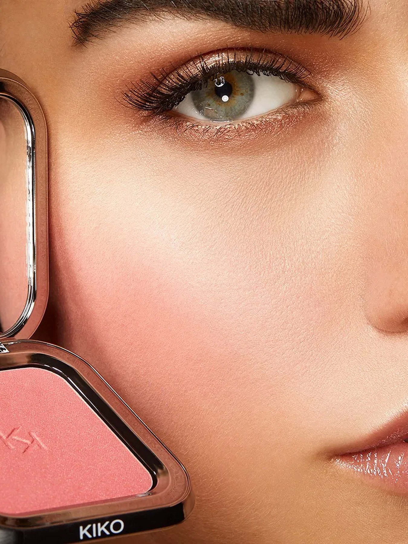 Румяна Unlimited Blush KIKO MILANO модель KM000000643004B Фото