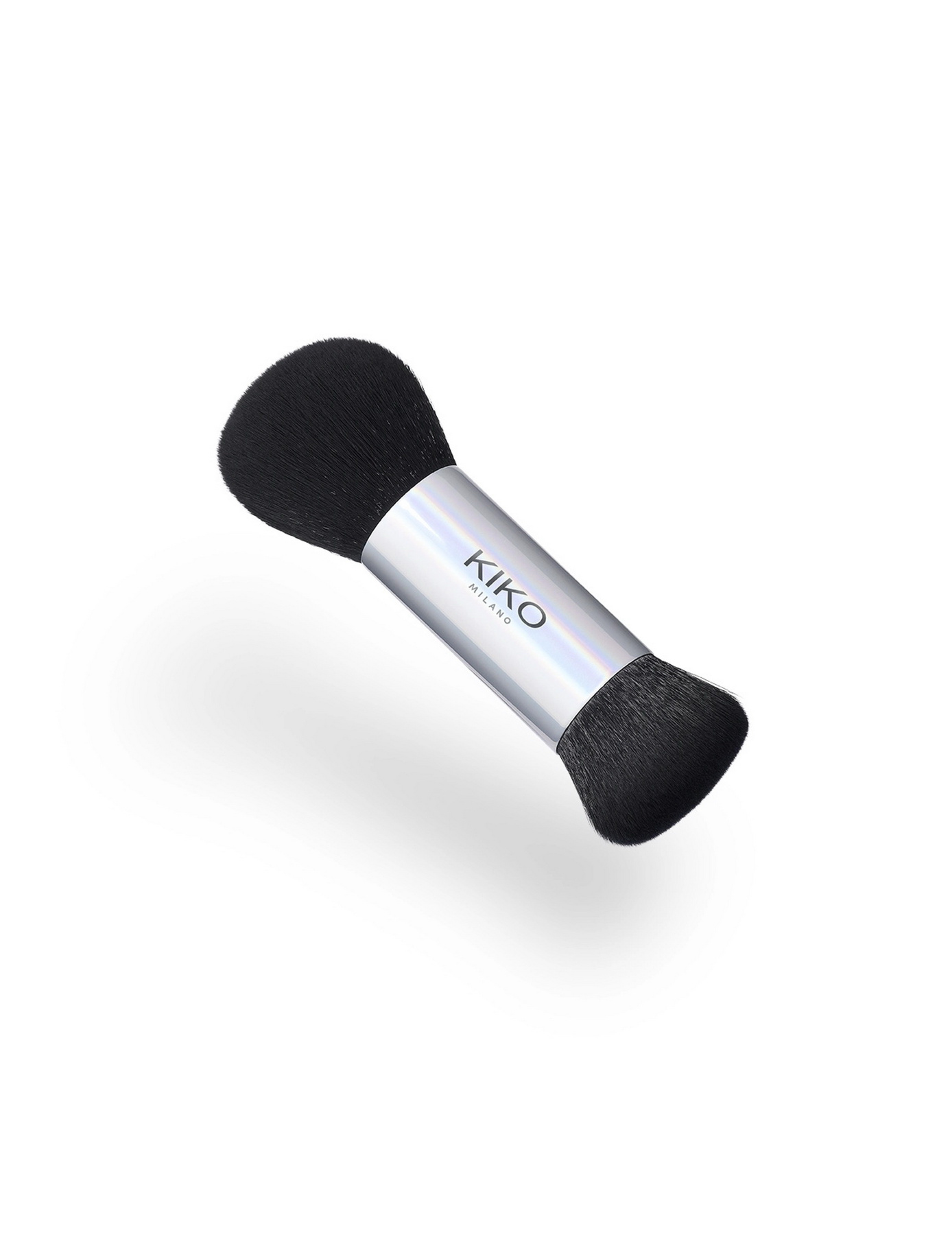 Двойная кисть Lumiverse KIKO MILANO модель KC000001150001B Фото